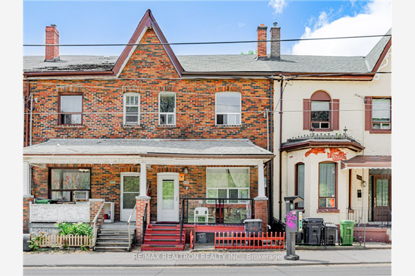 264 Bathurst St, Toronto