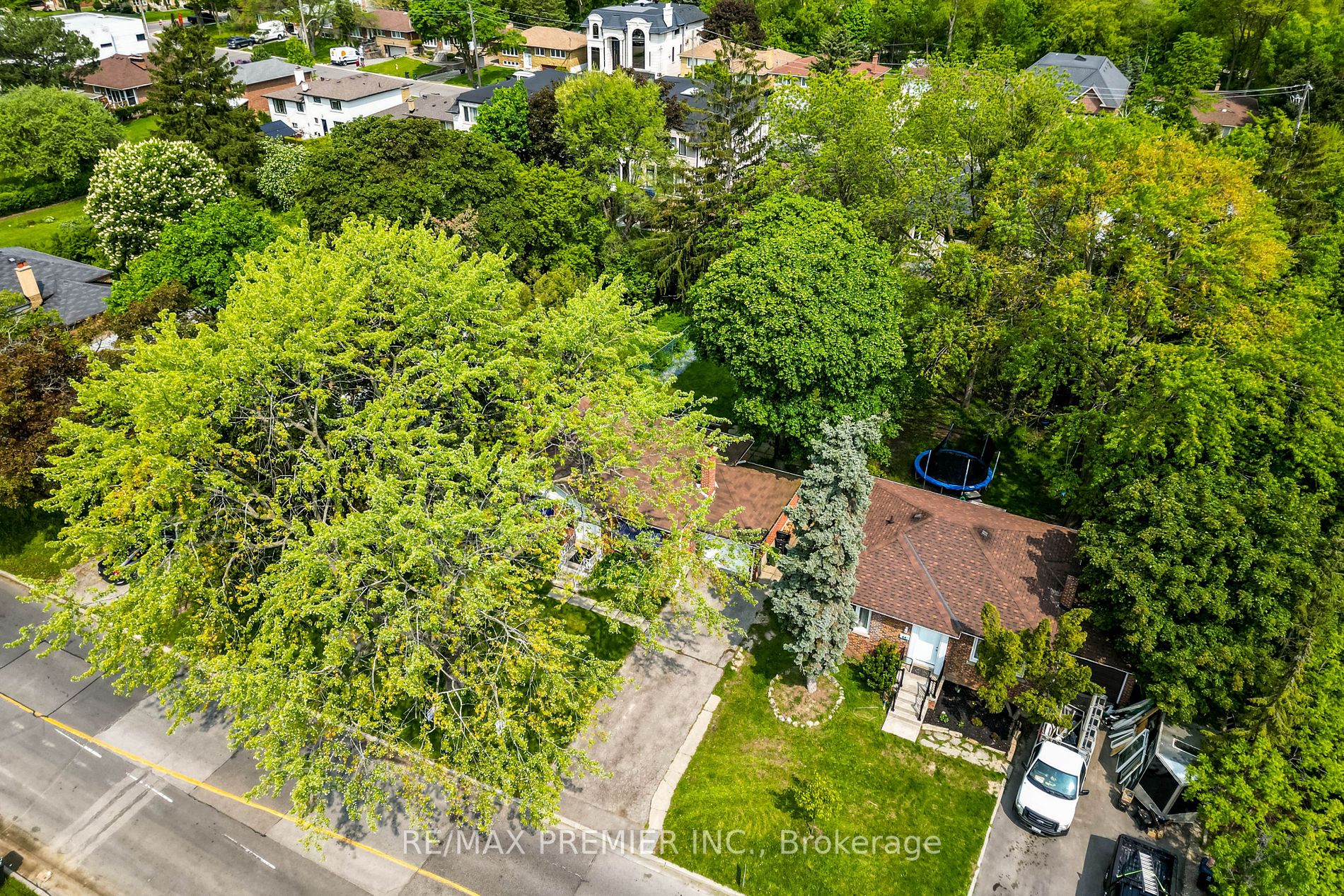 Listing C6042124 - Large Photo # 8