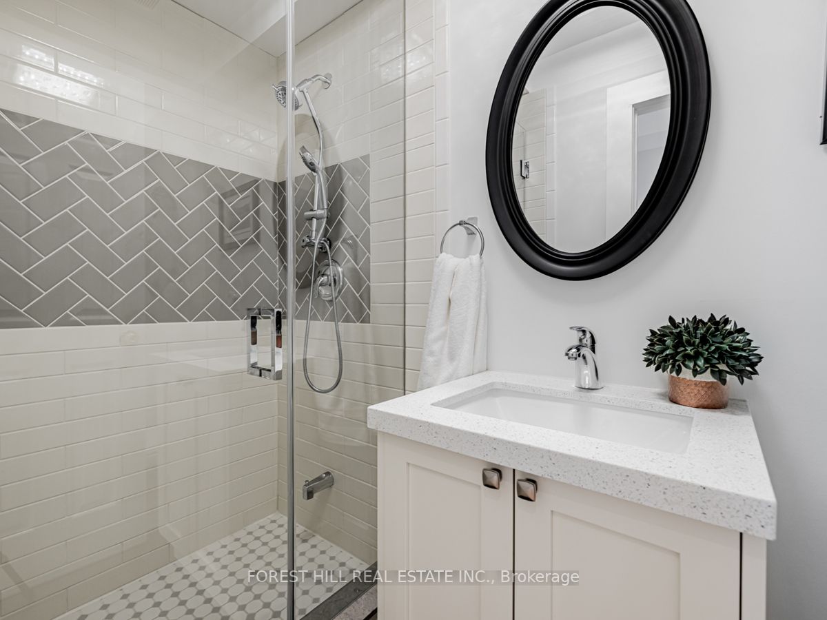 Listing C6042224 - Large Photo # 18