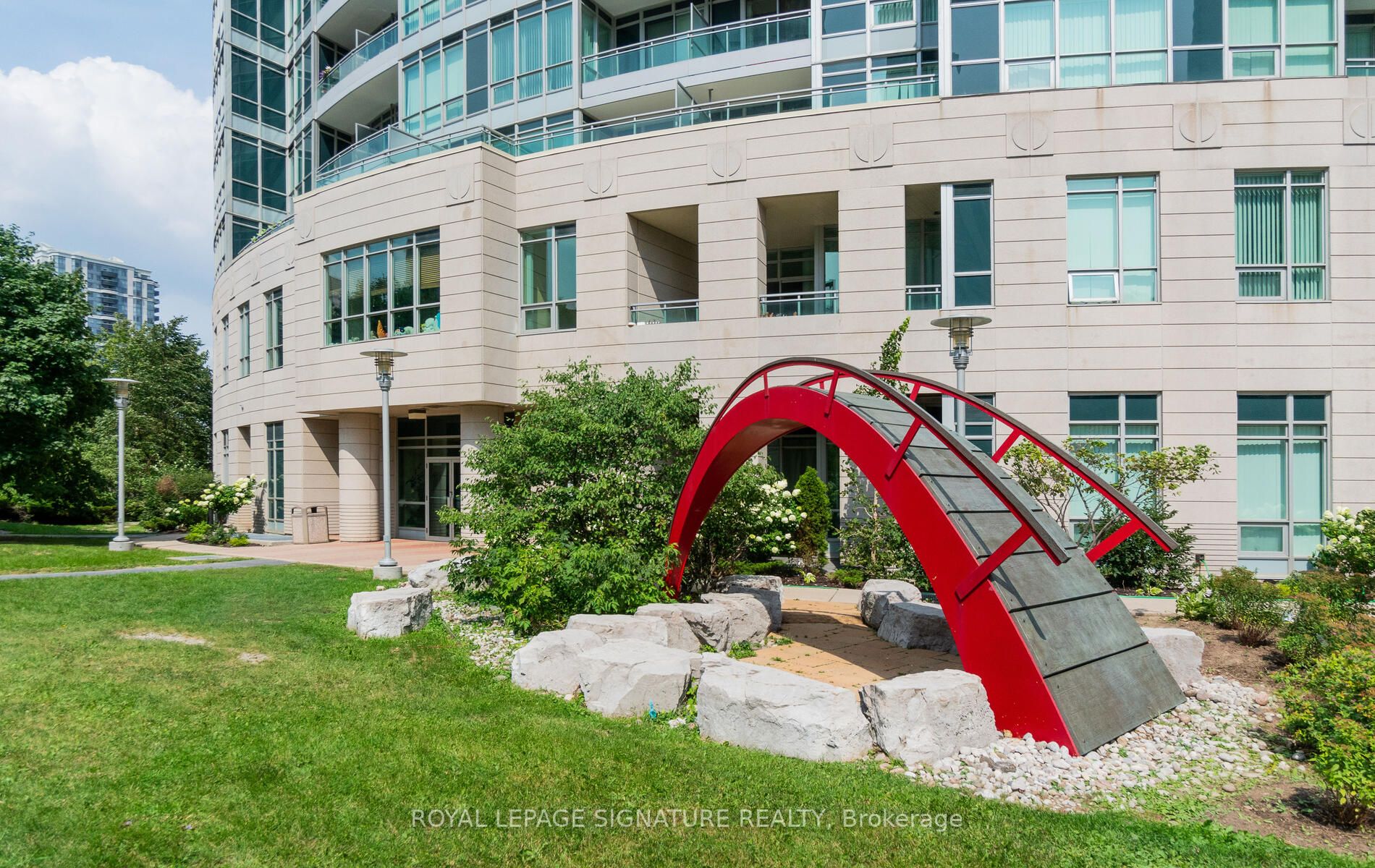 60 Byng Ave, #1502