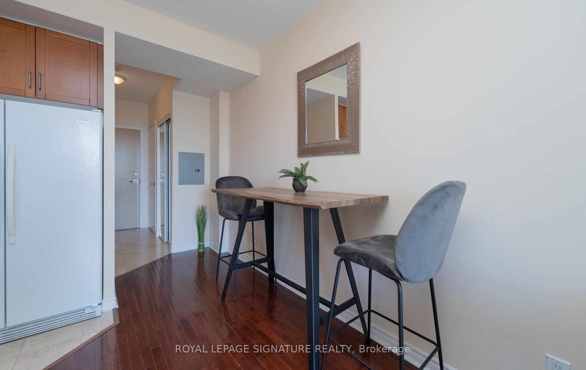 60 Byng Ave, #1502