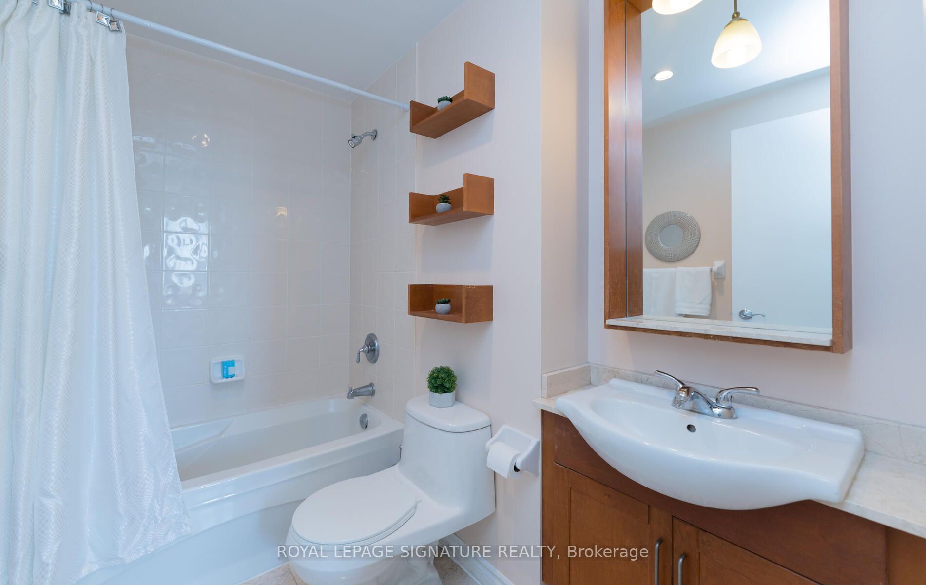 60 Byng Ave, #1502