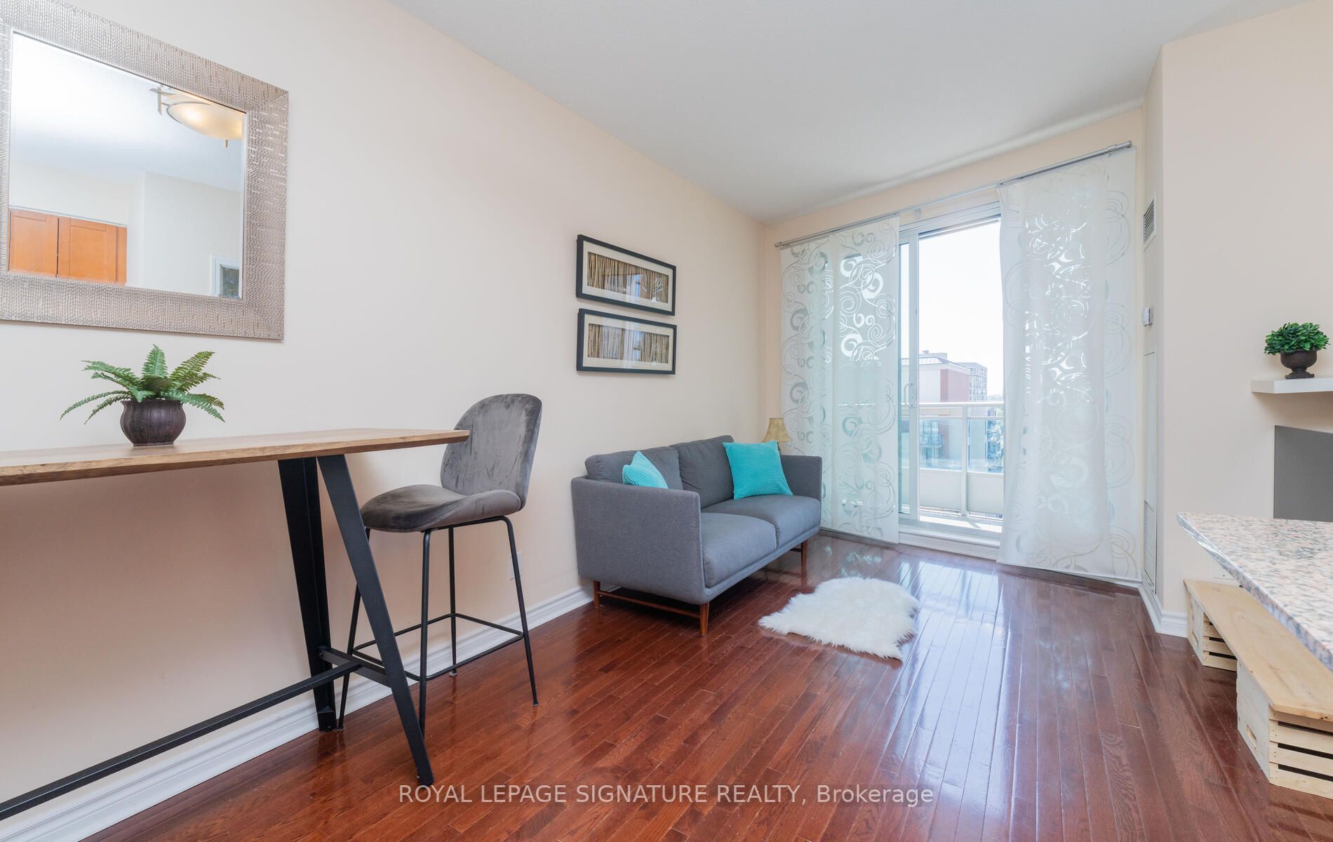 60 Byng Ave, #1502