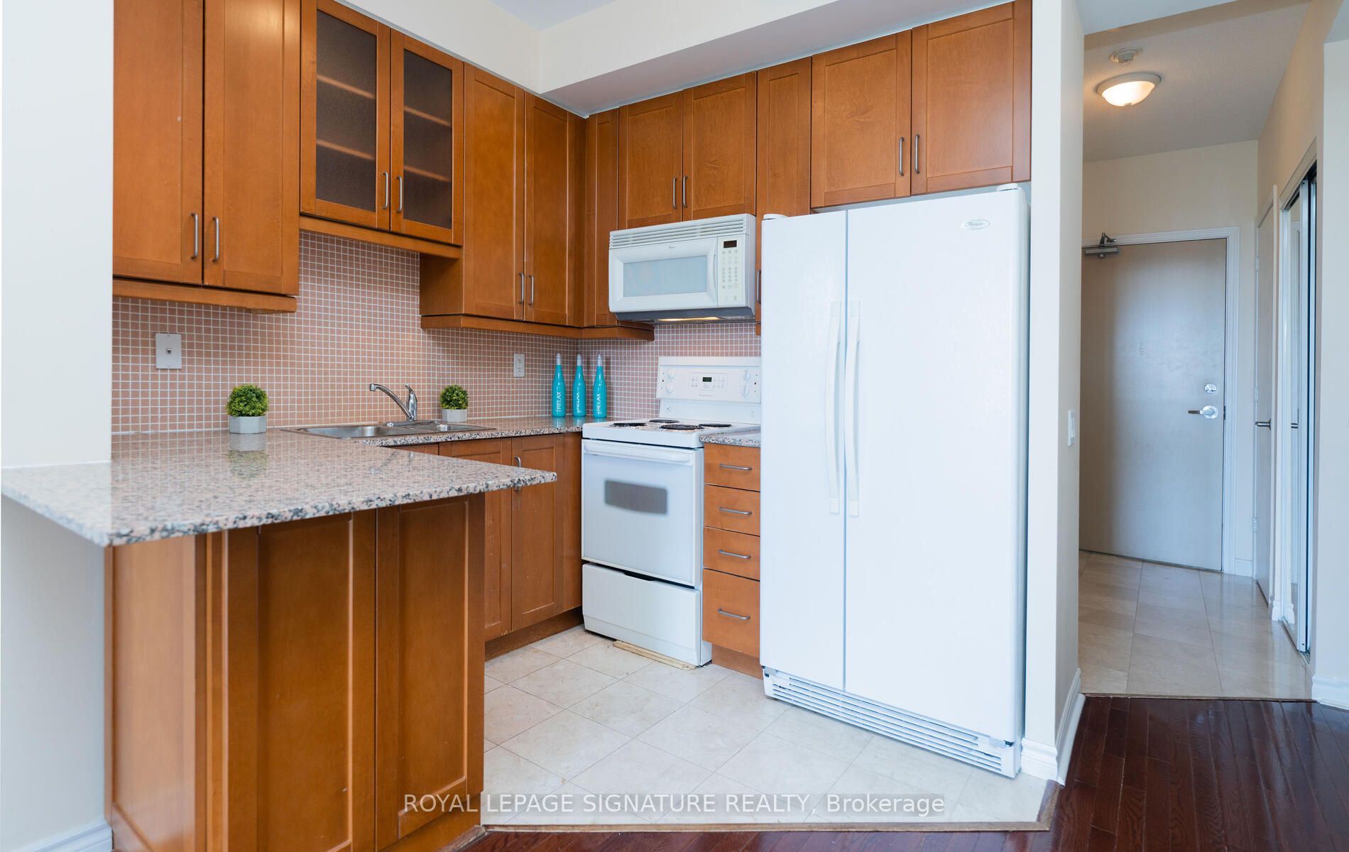 60 Byng Ave, #1502