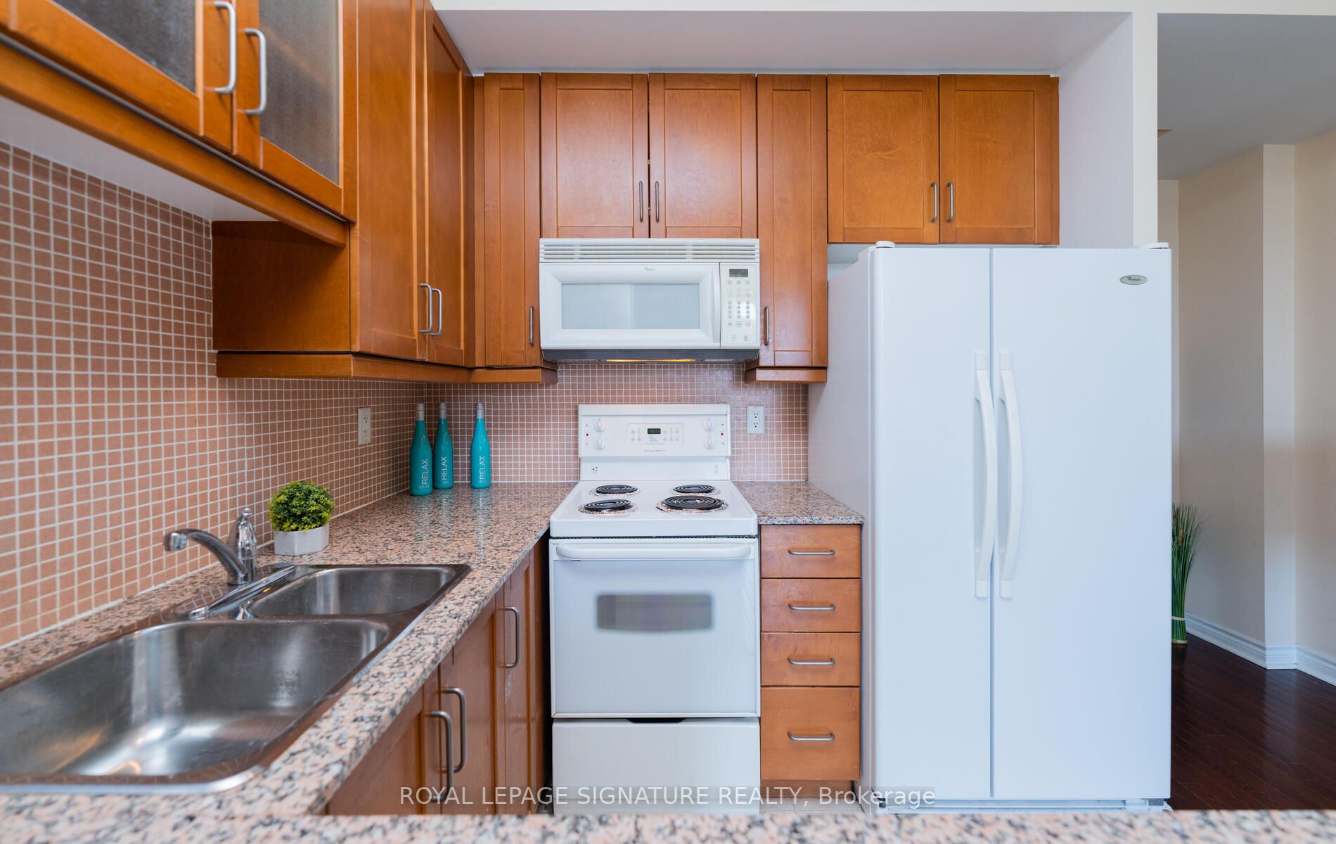 60 Byng Ave, #1502