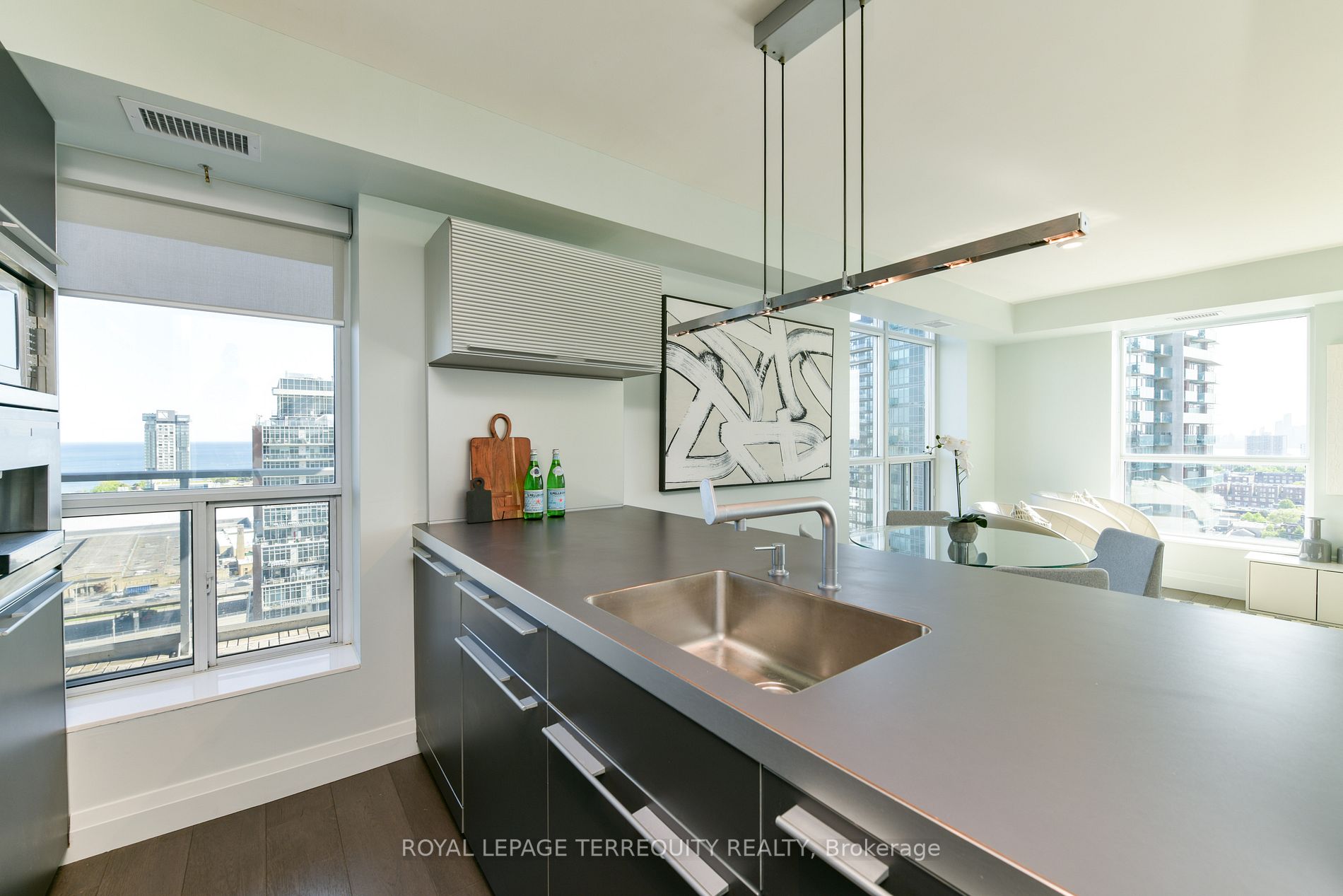 Listing C6042428 - Large Photo # 7