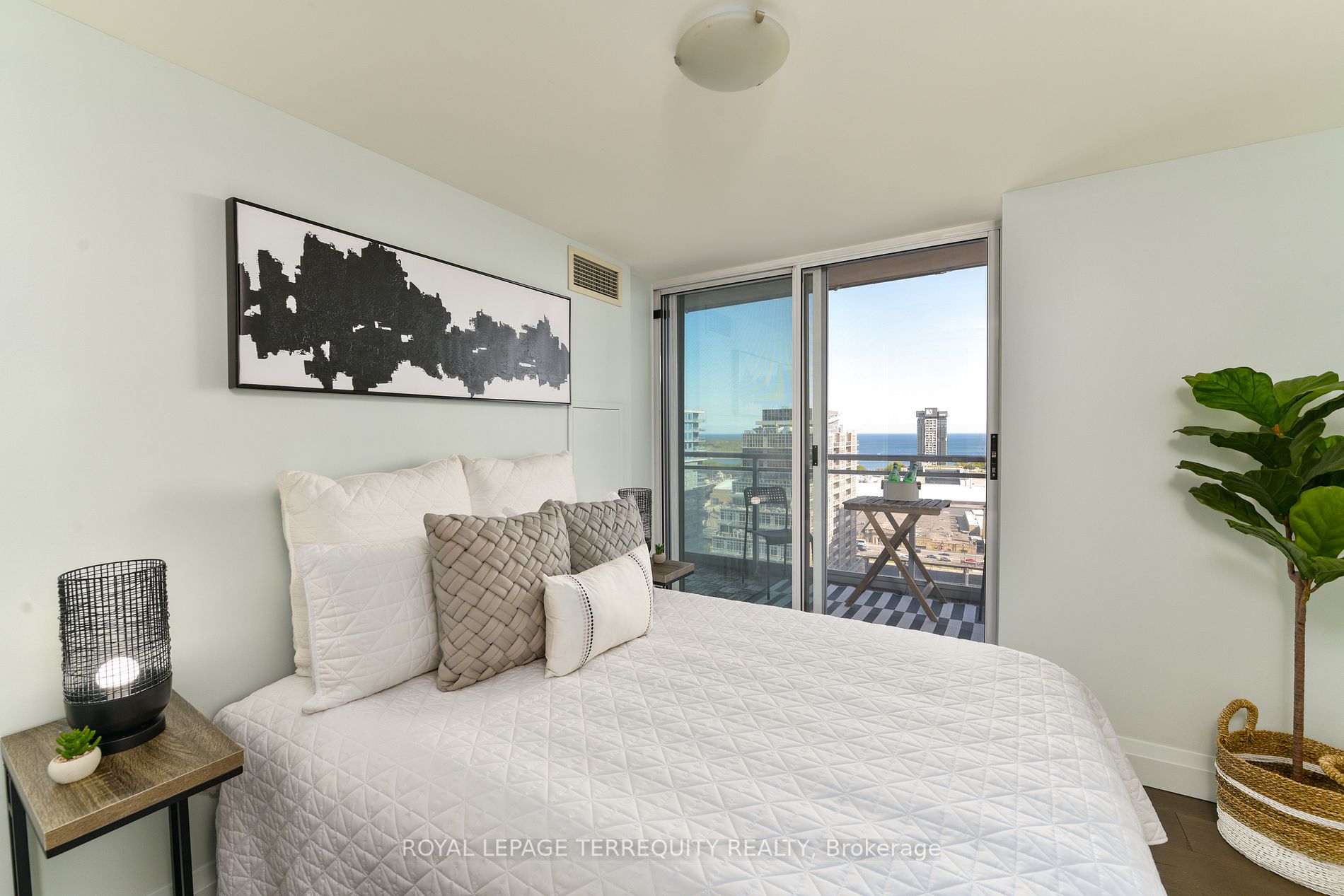Listing C6042428 - Large Photo # 13