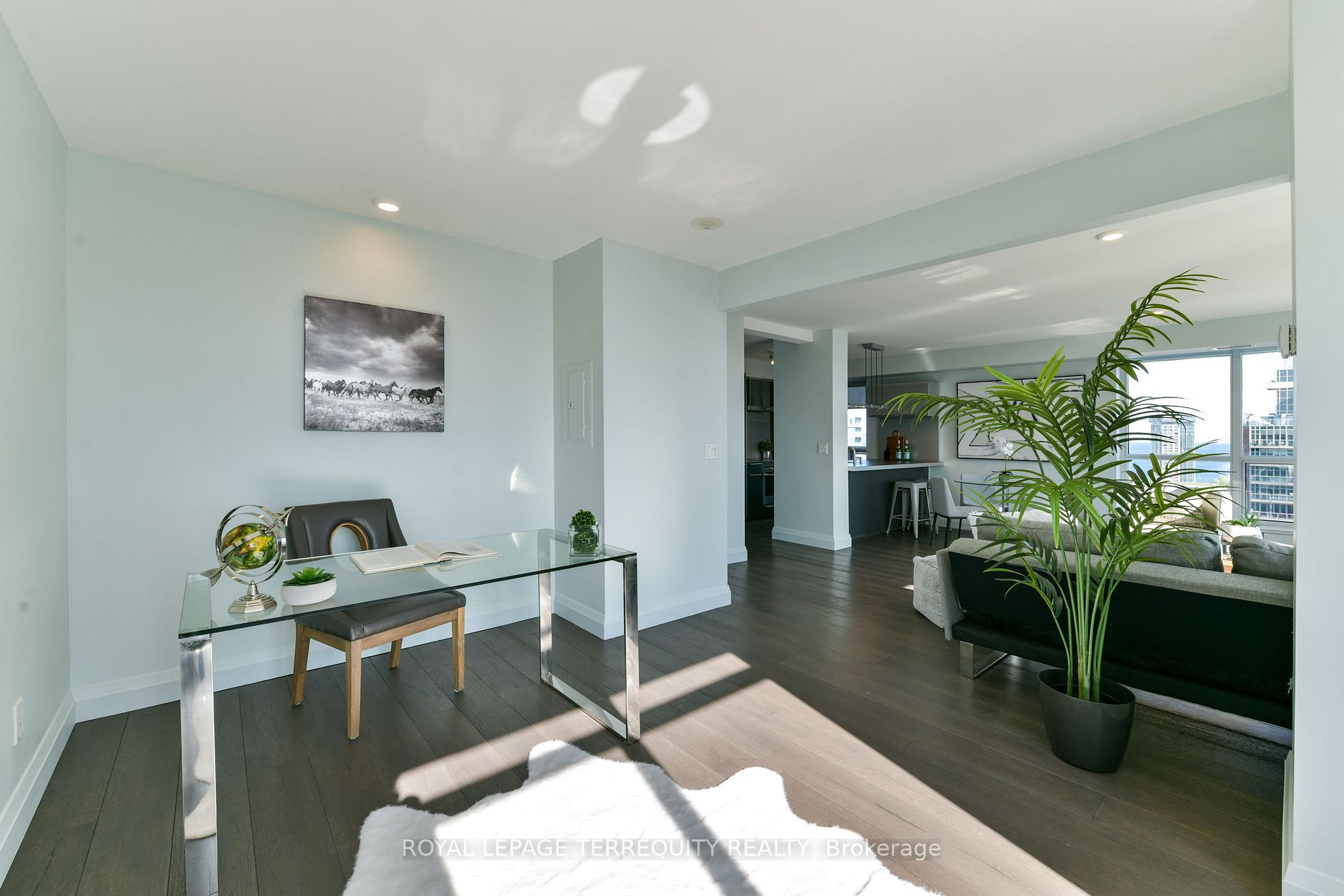 Listing C6042428 - Large Photo # 9