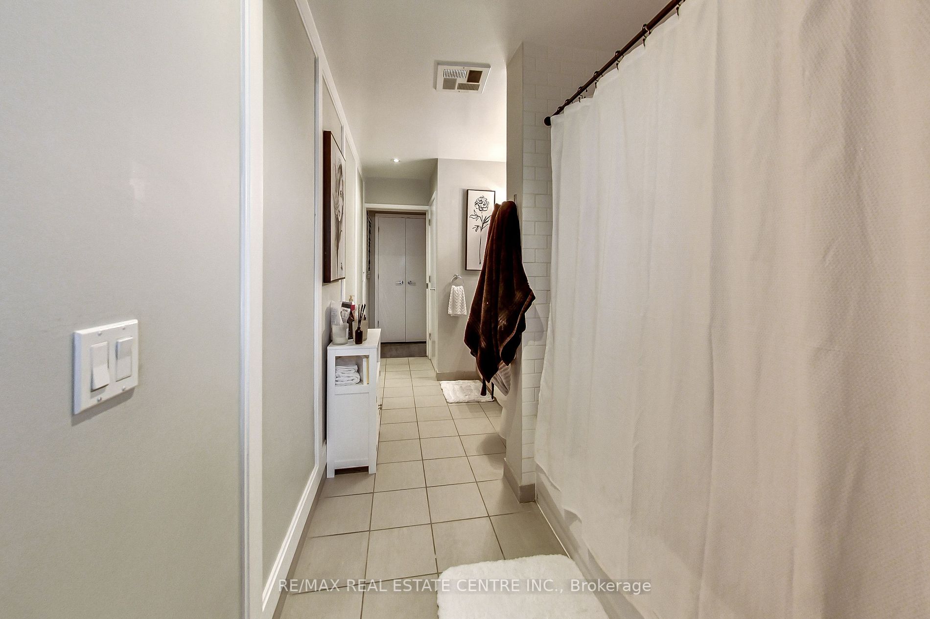 Listing C6042680 - Large Photo # 16
