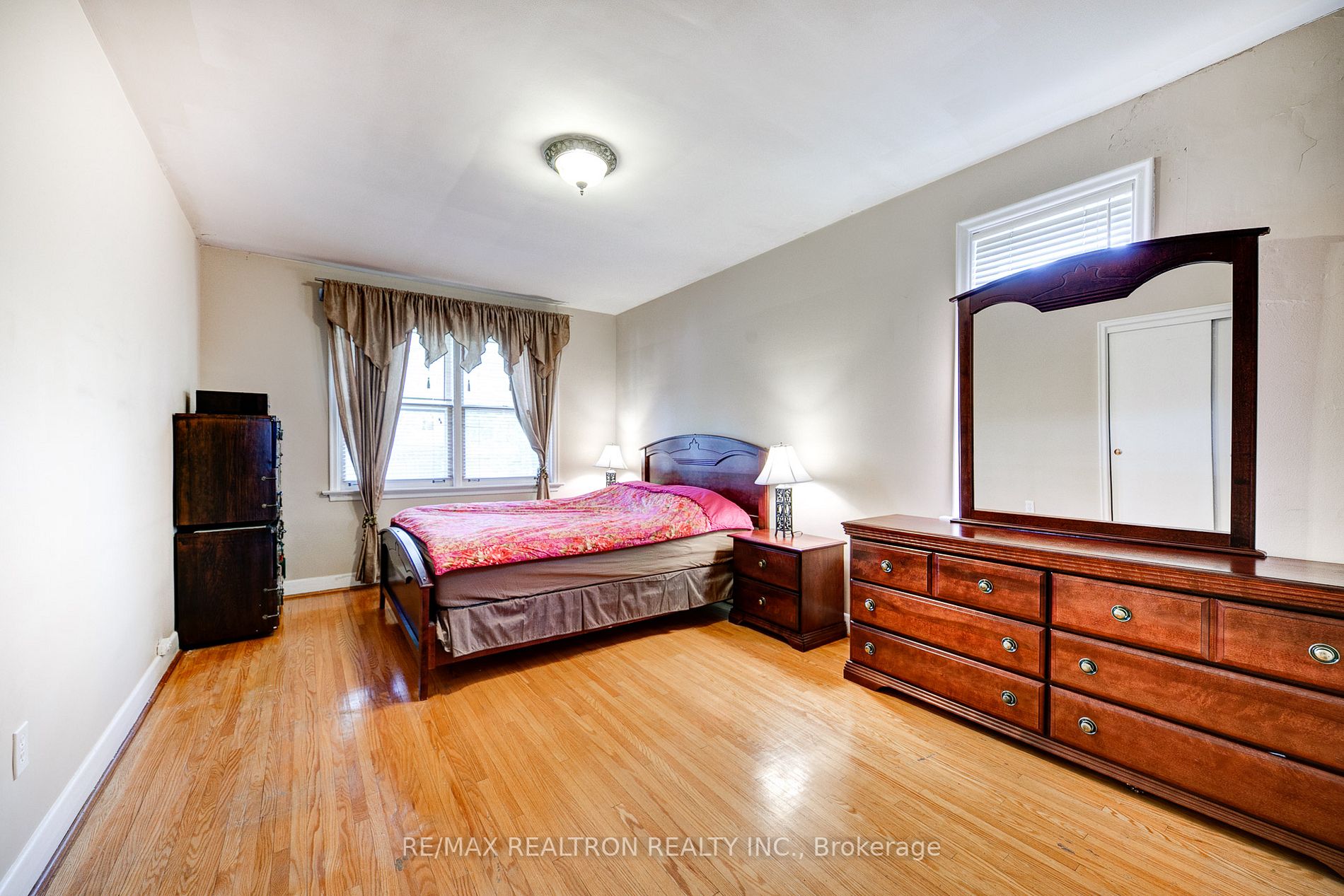 Listing C6042740 - Large Photo # 18
