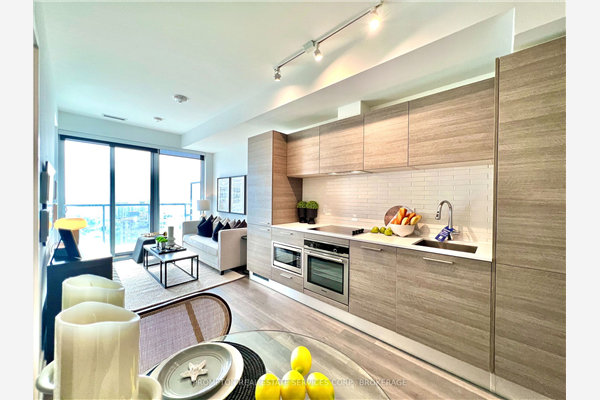 3 Gloucester St, Toronto