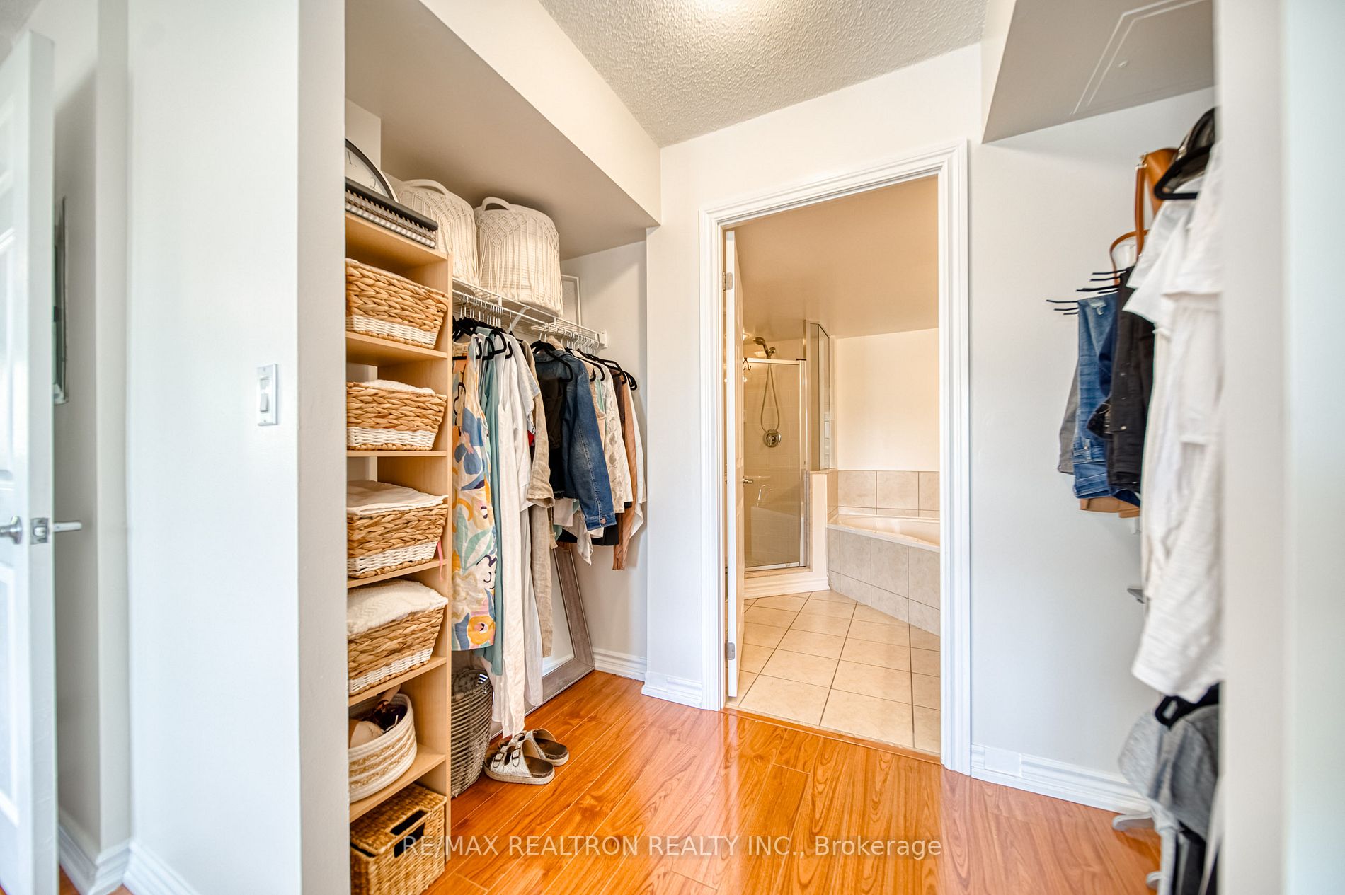 Listing C6042924 - Large Photo # 18