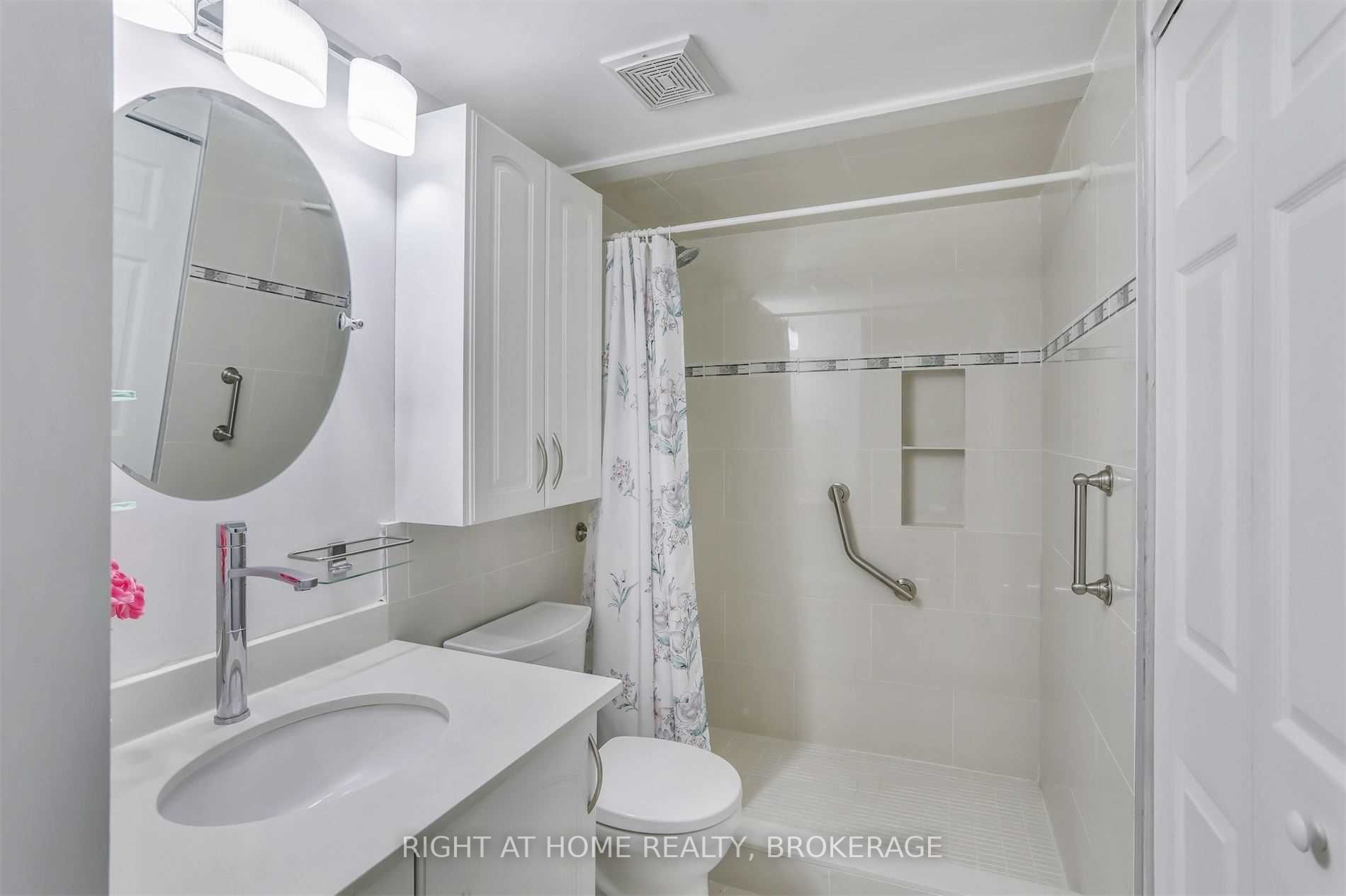 1201 Steeles Ave W, #201