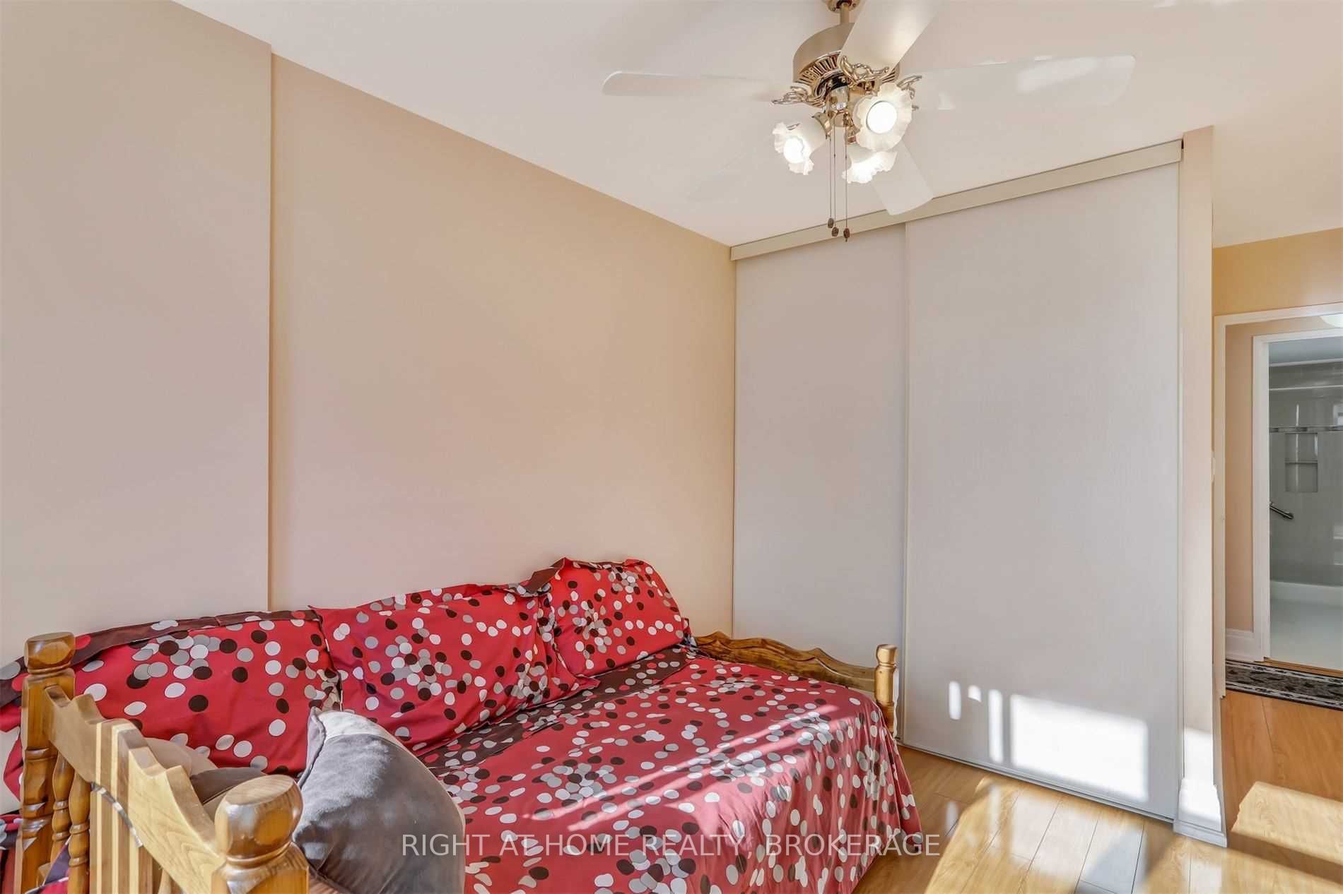 1201 Steeles Ave W, #201