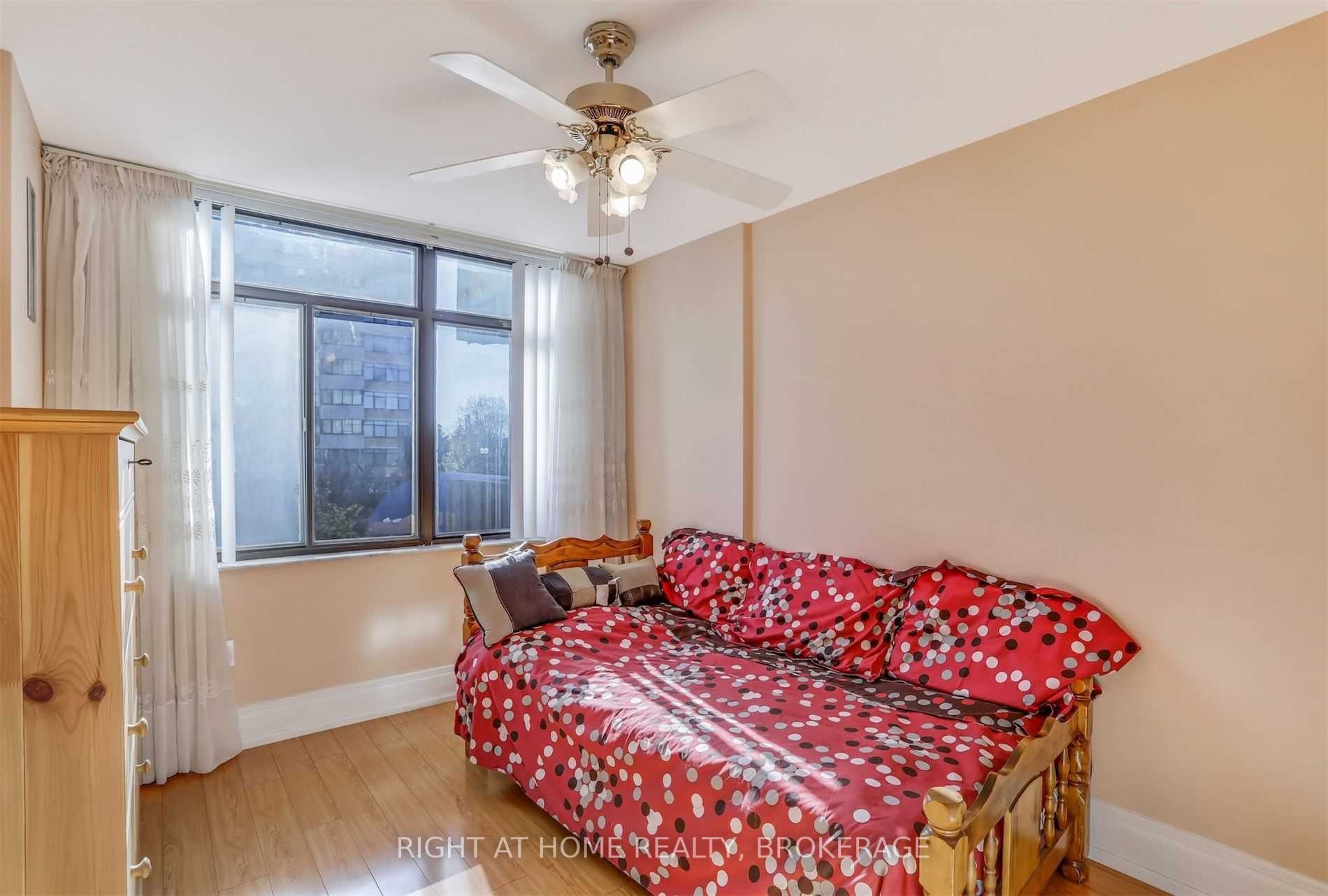 1201 Steeles Ave W, #201