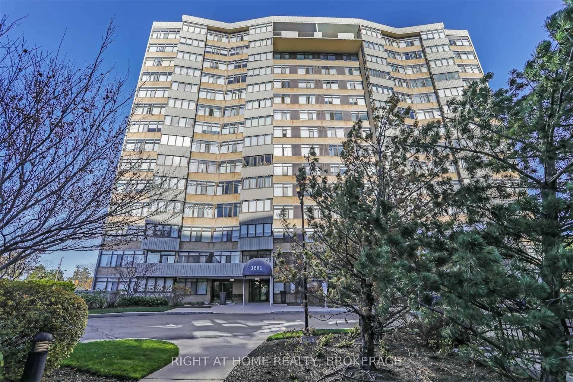 1201 Steeles Ave W, #201