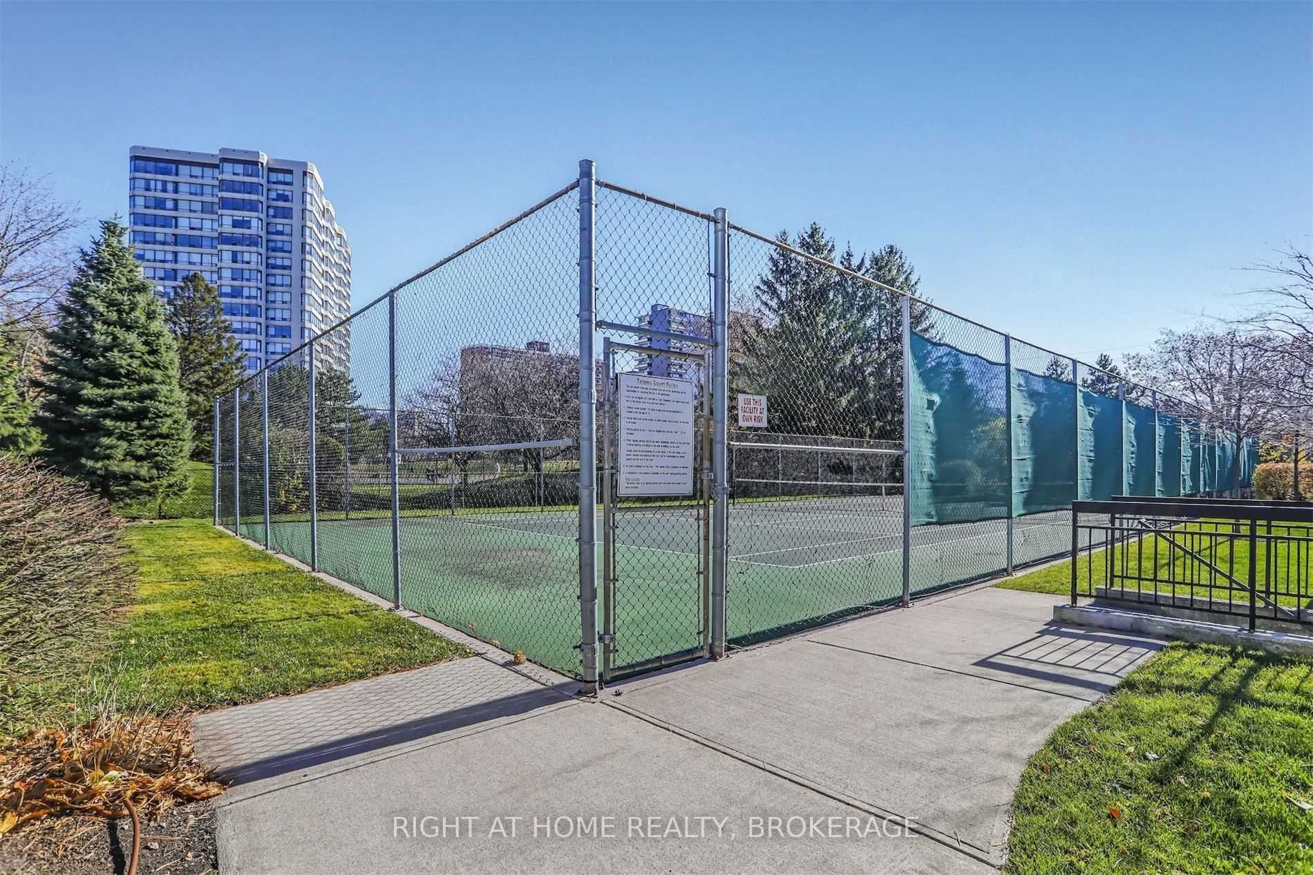 1201 Steeles Ave W, #201