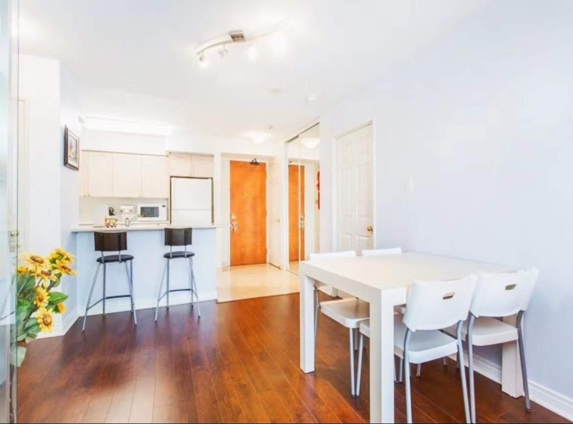 260 Doris Avenue #1609