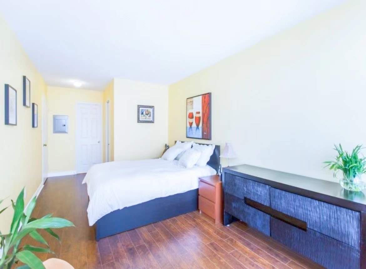 260 Doris Avenue #1609