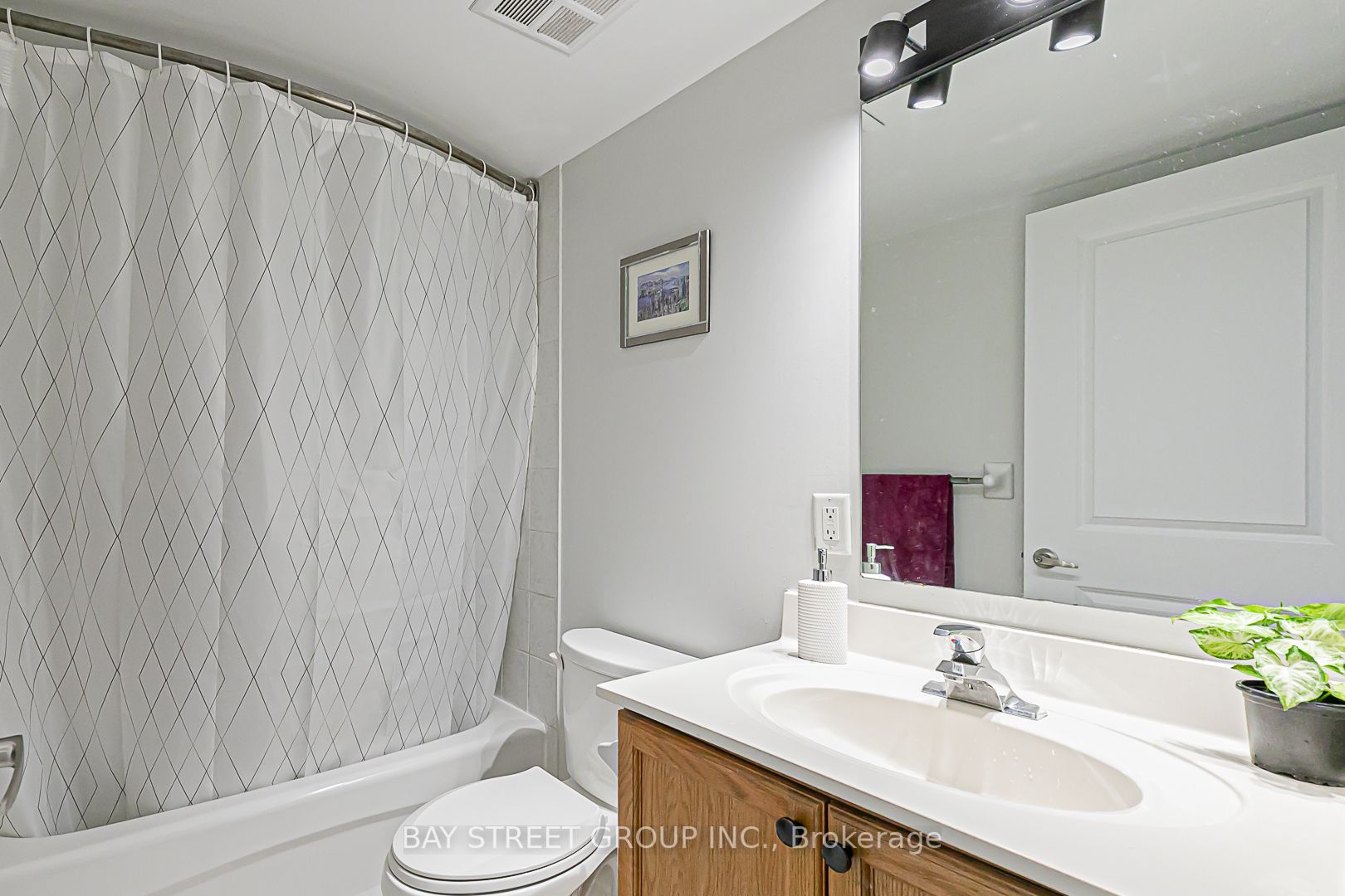 Listing C6043084 - Large Photo # 15