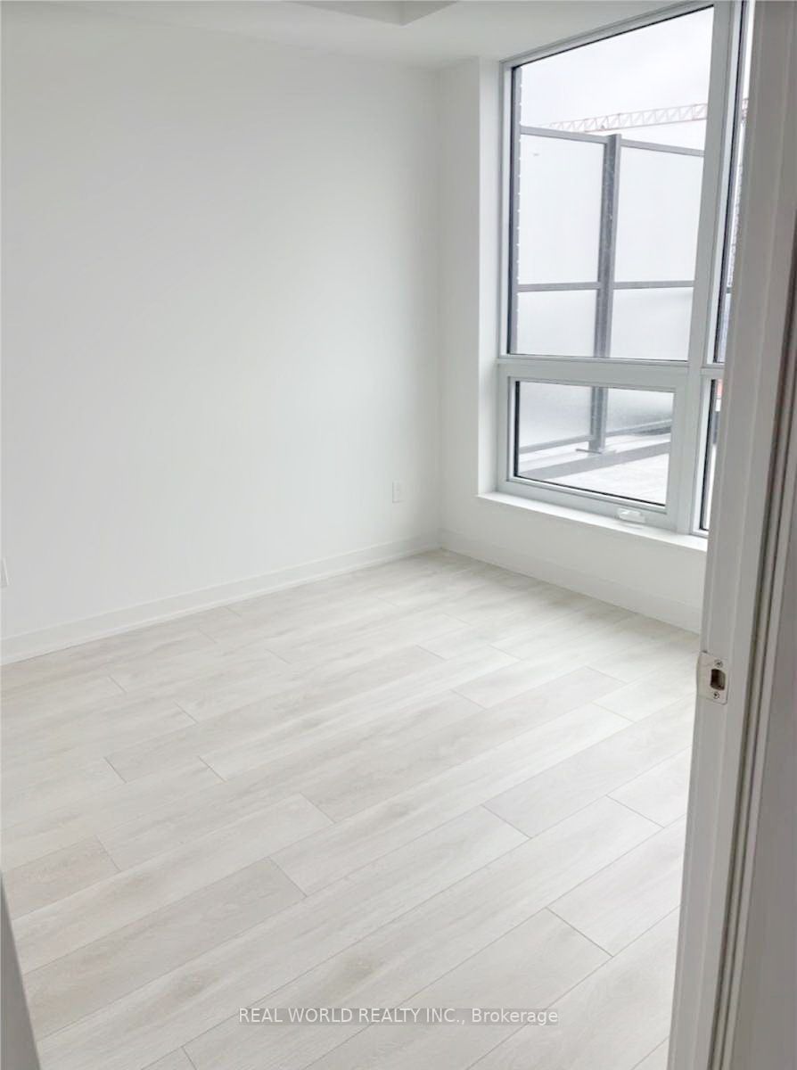 31 Tippett Rd, #730