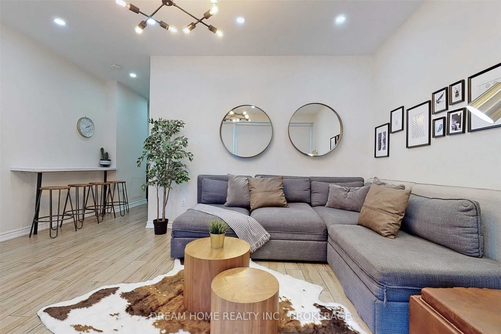 Listing C6043255 - Large Photo # 24