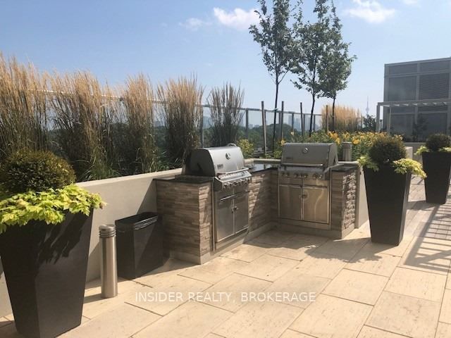501 St Clair Ave W, #2109