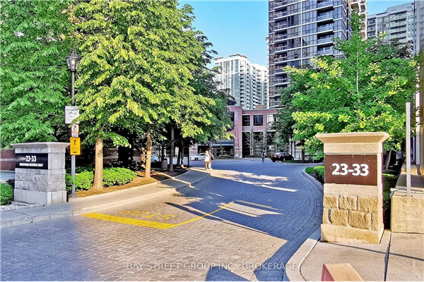 33 Sheppard Ave E, Toronto