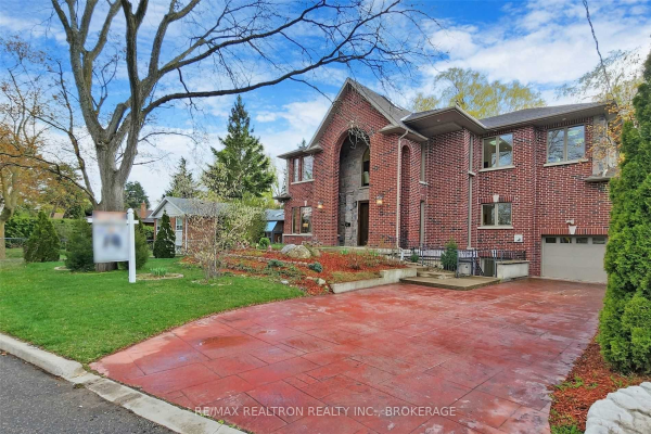 98 Burbank Dr, Toronto