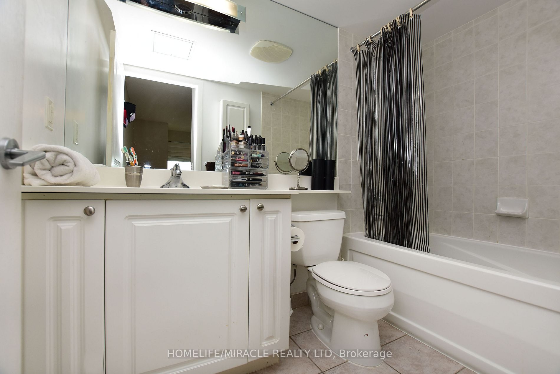 Listing C6044272 - Large Photo # 14