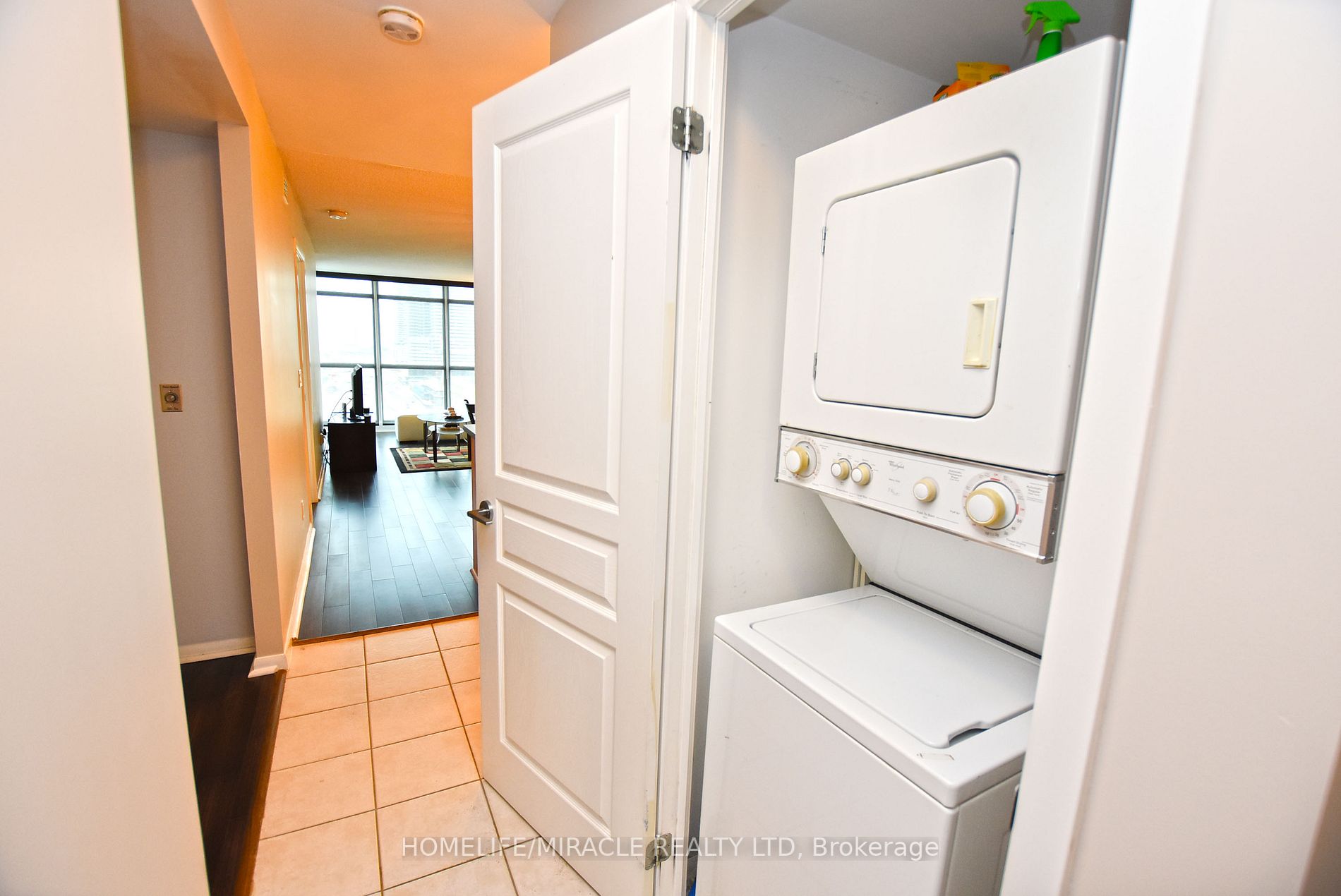 Listing C6044272 - Large Photo # 17