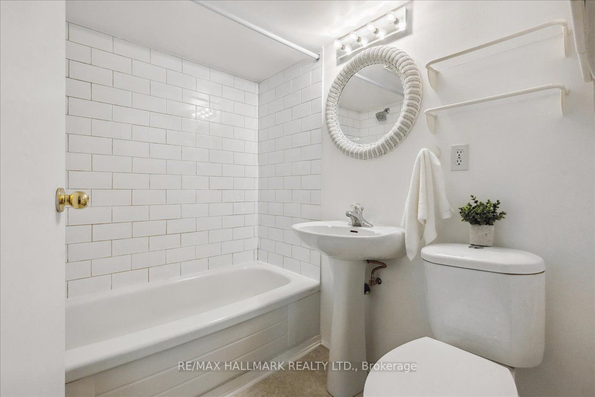 Listing C6044536 - Large Photo # 32