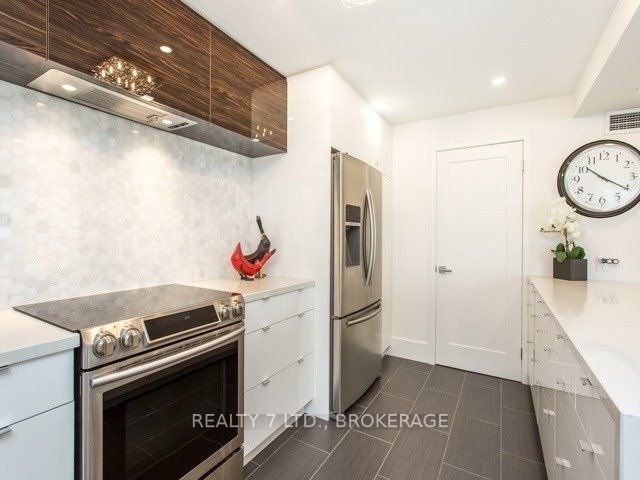 Listing C6044603 - Large Photo # 12