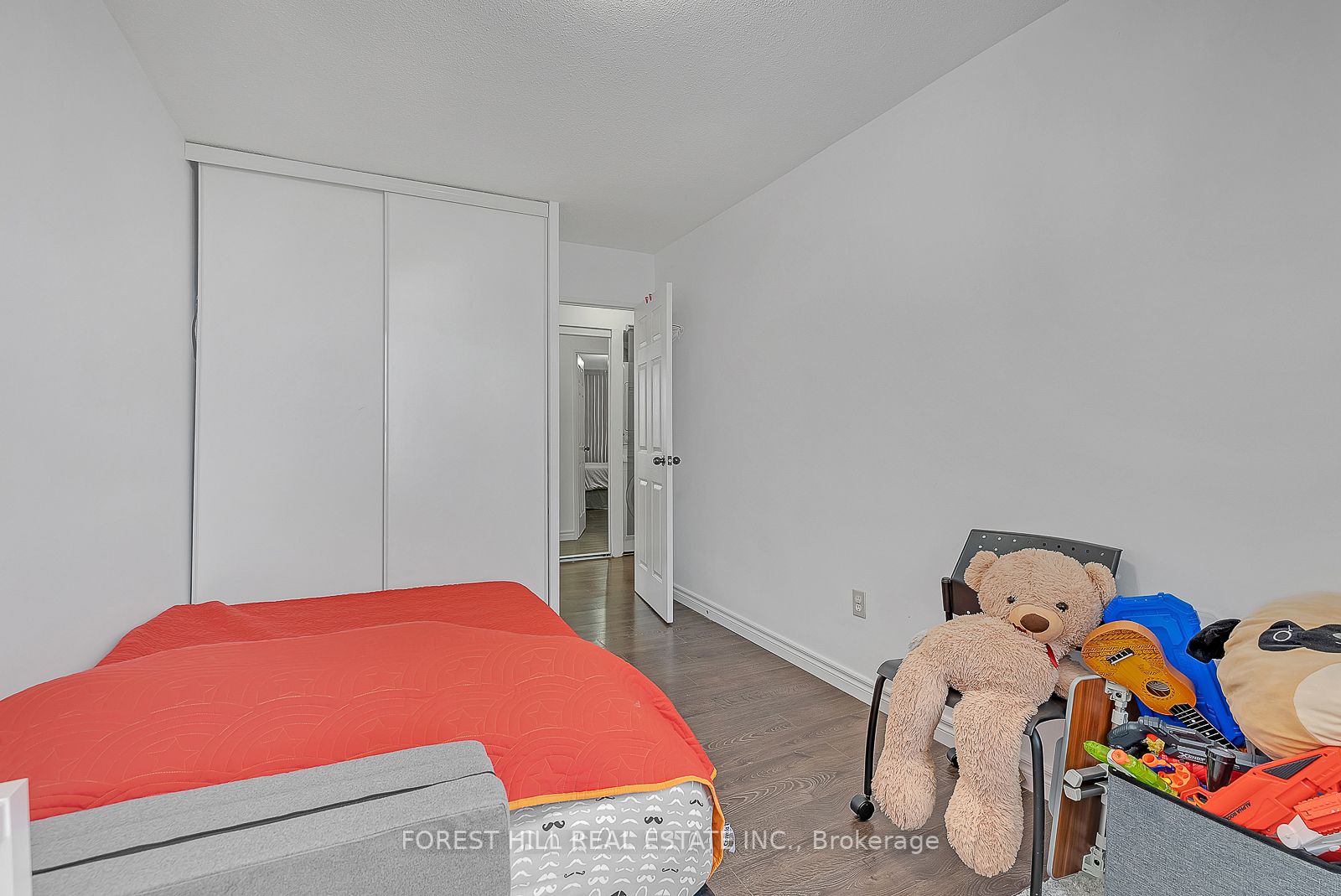 Listing C6044624 - Large Photo # 21