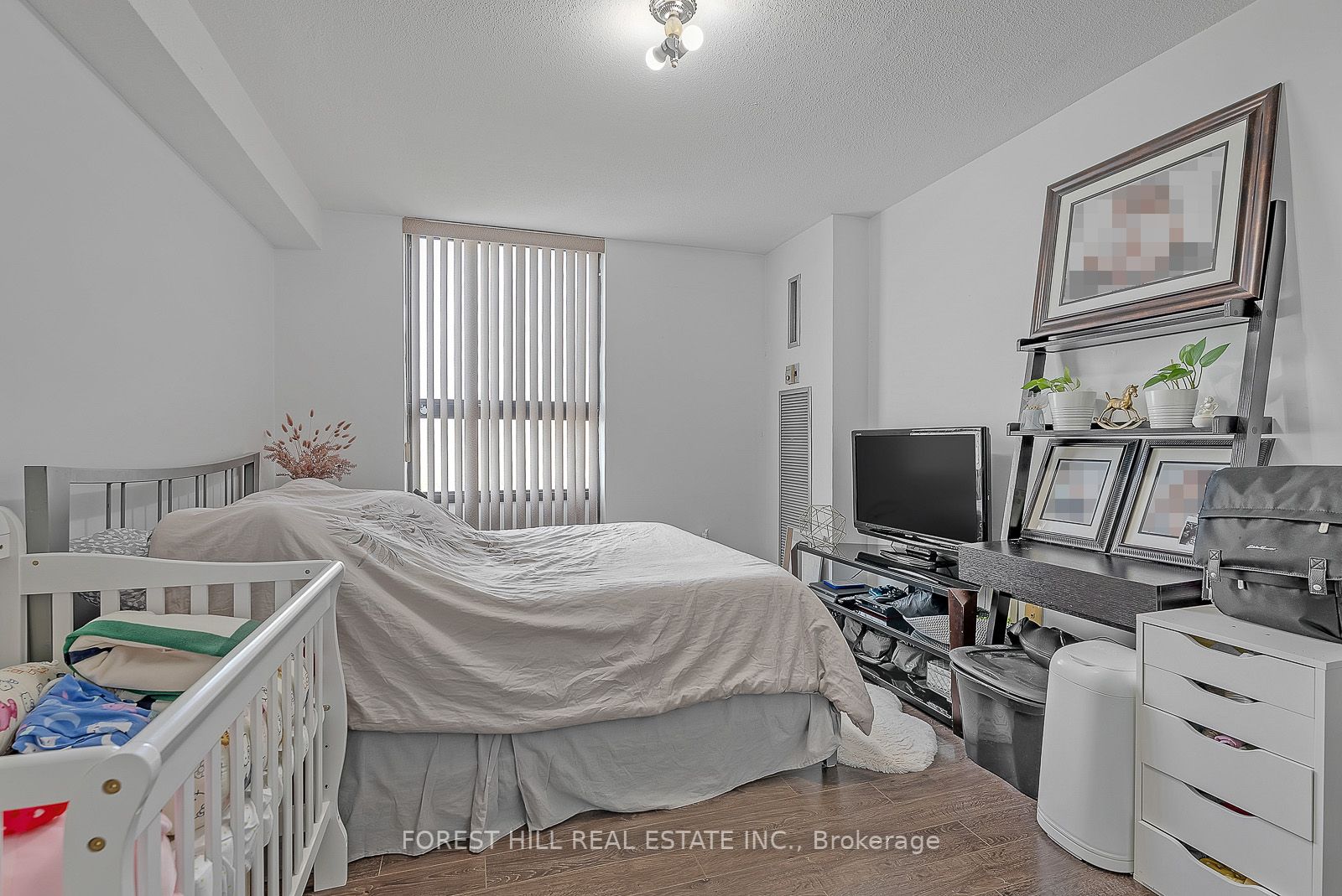 Listing C6044624 - Large Photo # 24