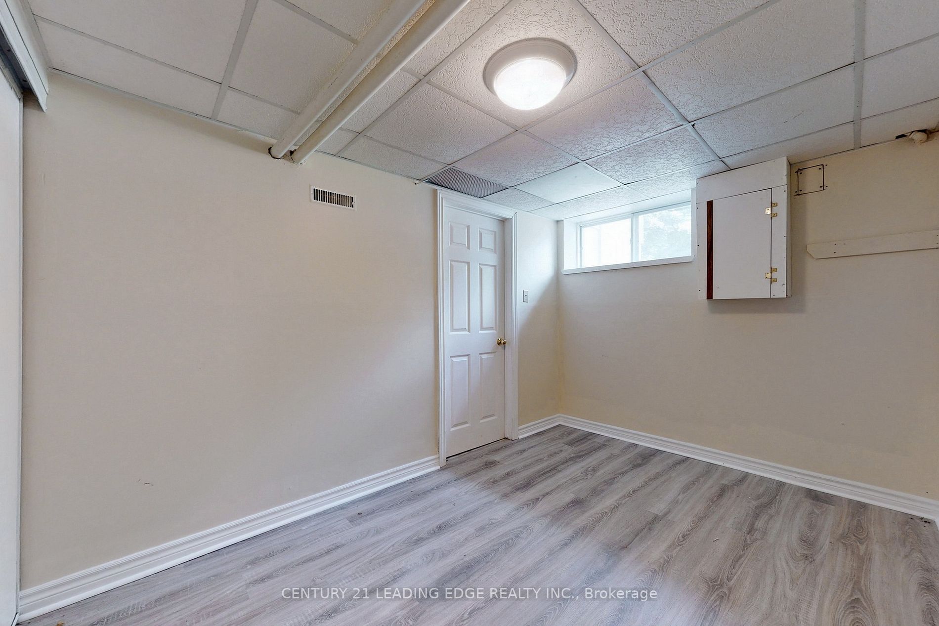 Listing C6044772 - Large Photo # 32