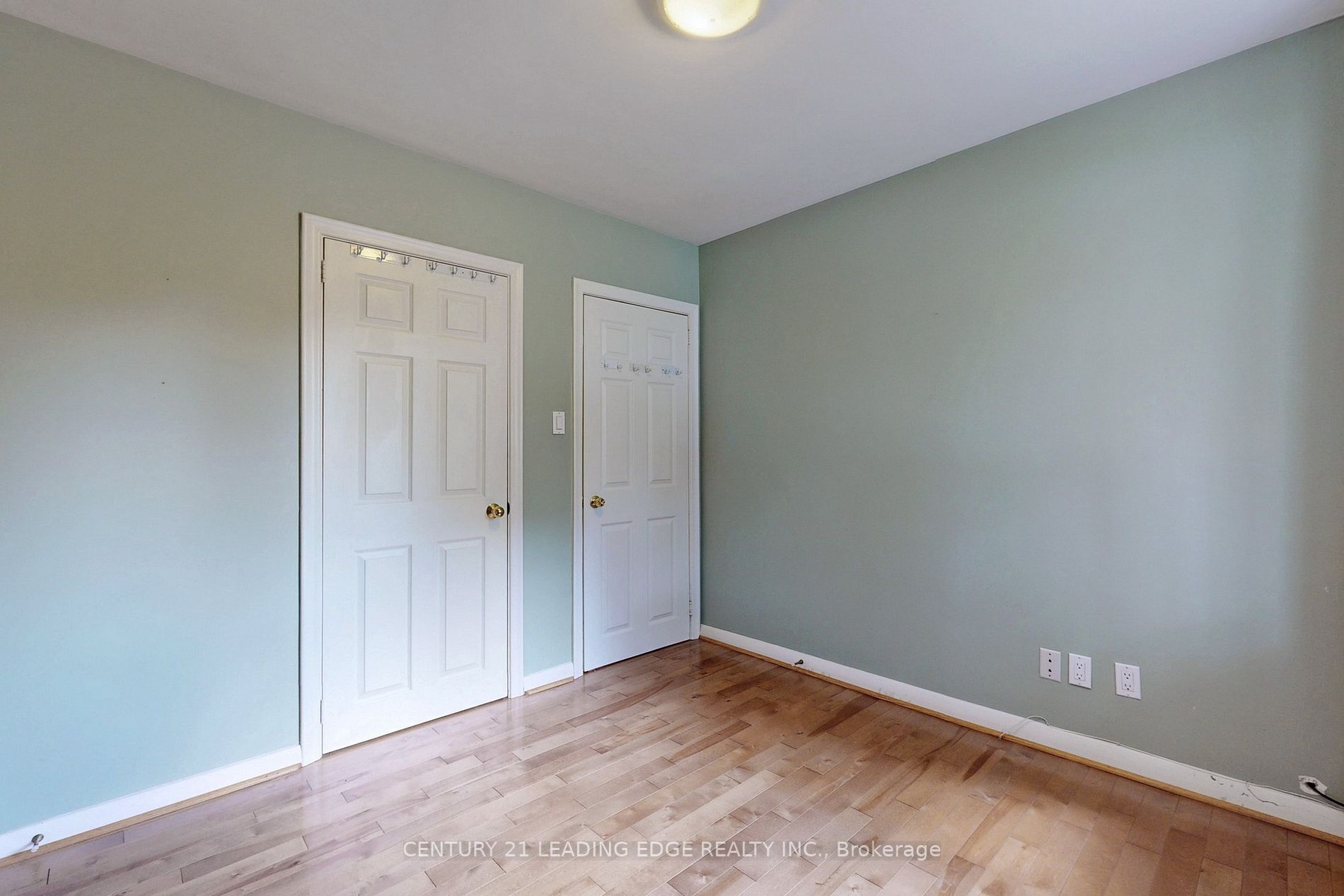 Listing C6044772 - Large Photo # 14