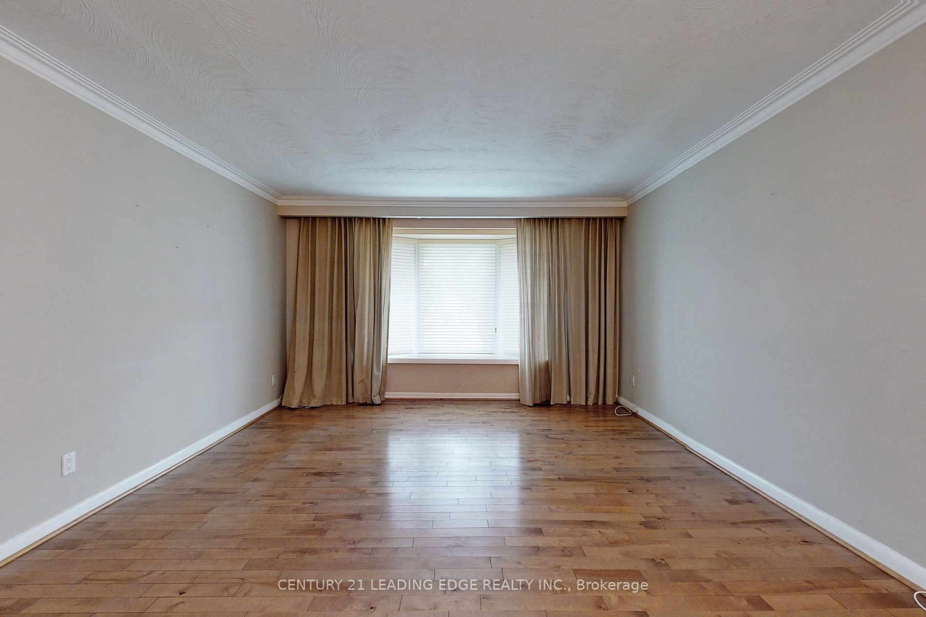 Listing C6044772 - Large Photo # 6