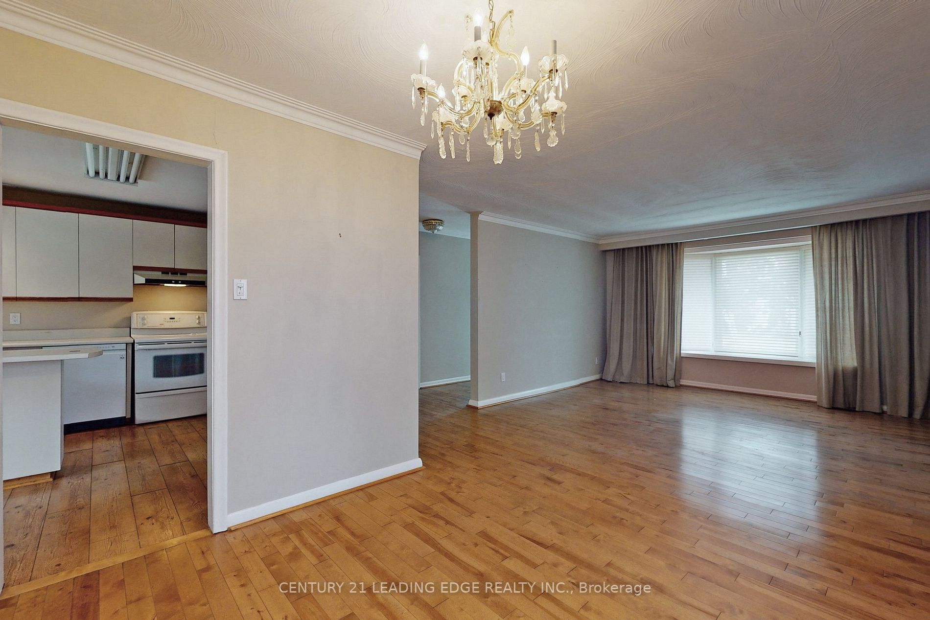 Listing C6044772 - Large Photo # 5