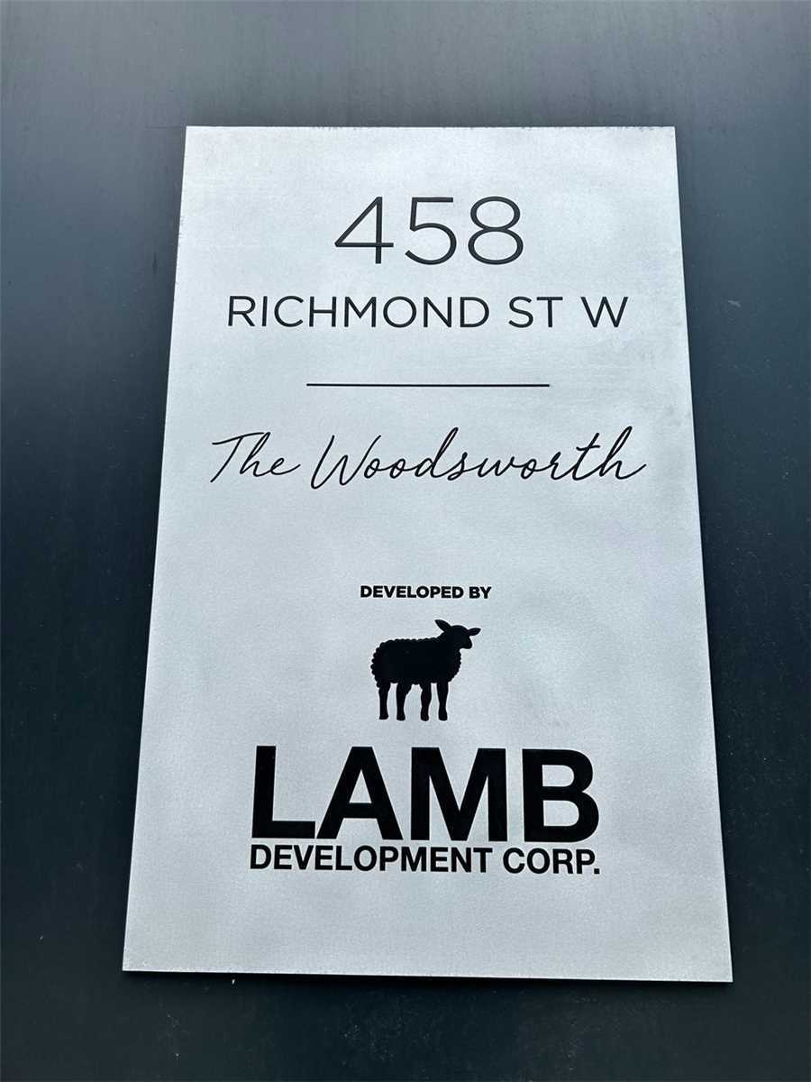 458 Richmond St W, #601