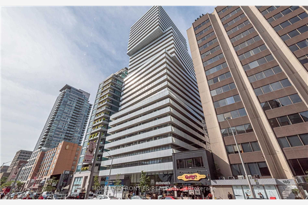 200 Bloor St W, Toronto