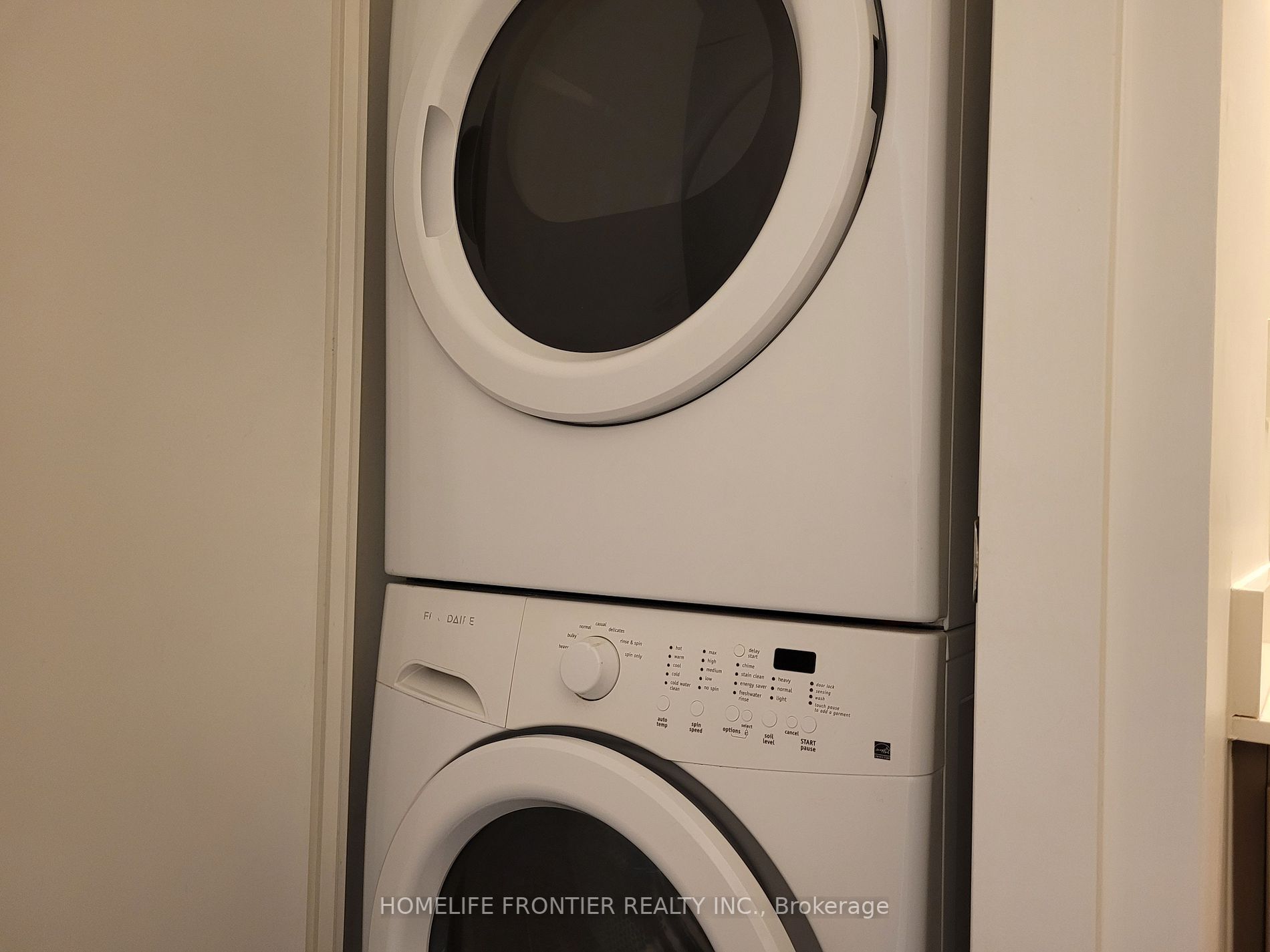 Listing C6045196 - Large Photo # 15