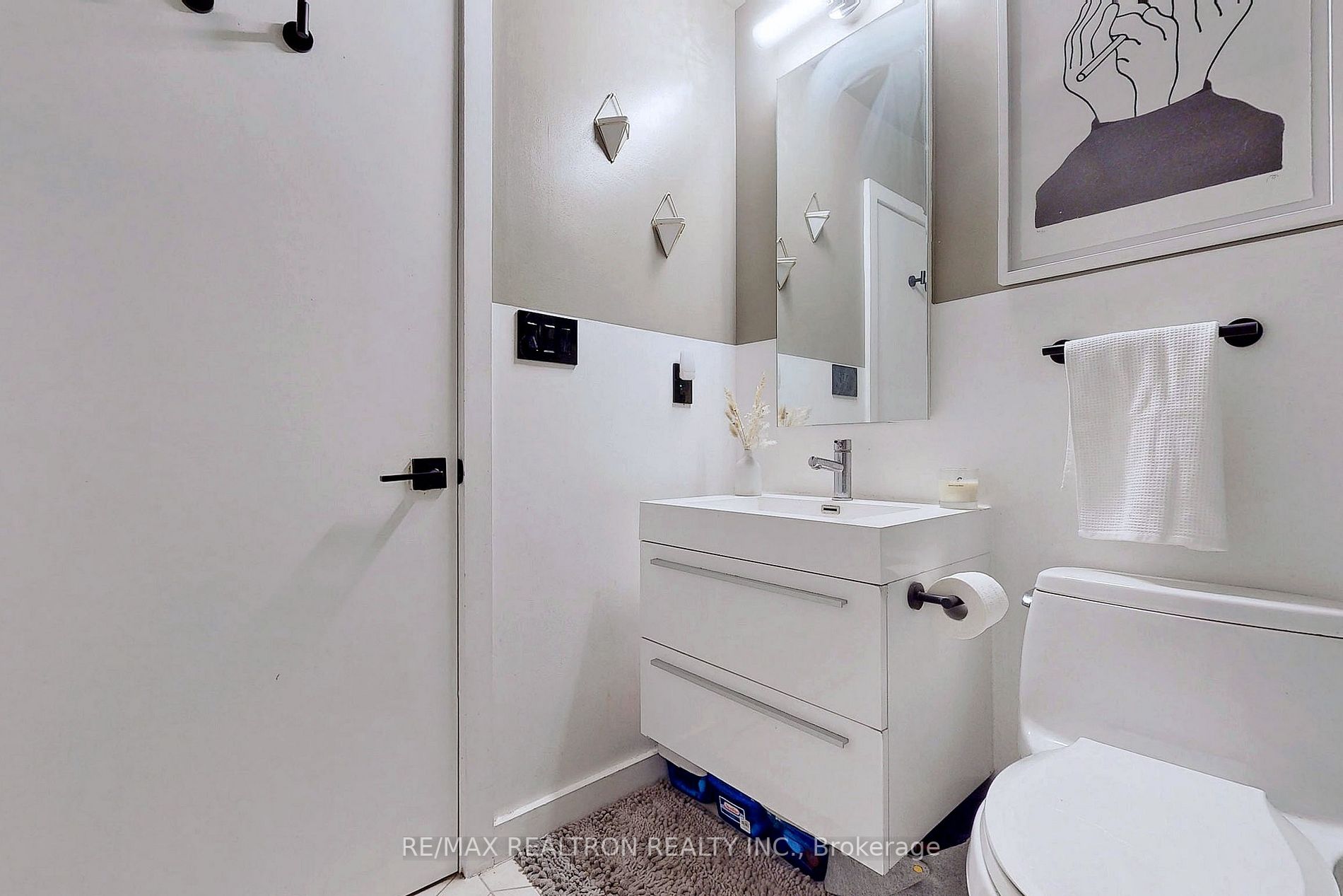 Listing C6045260 - Large Photo # 25