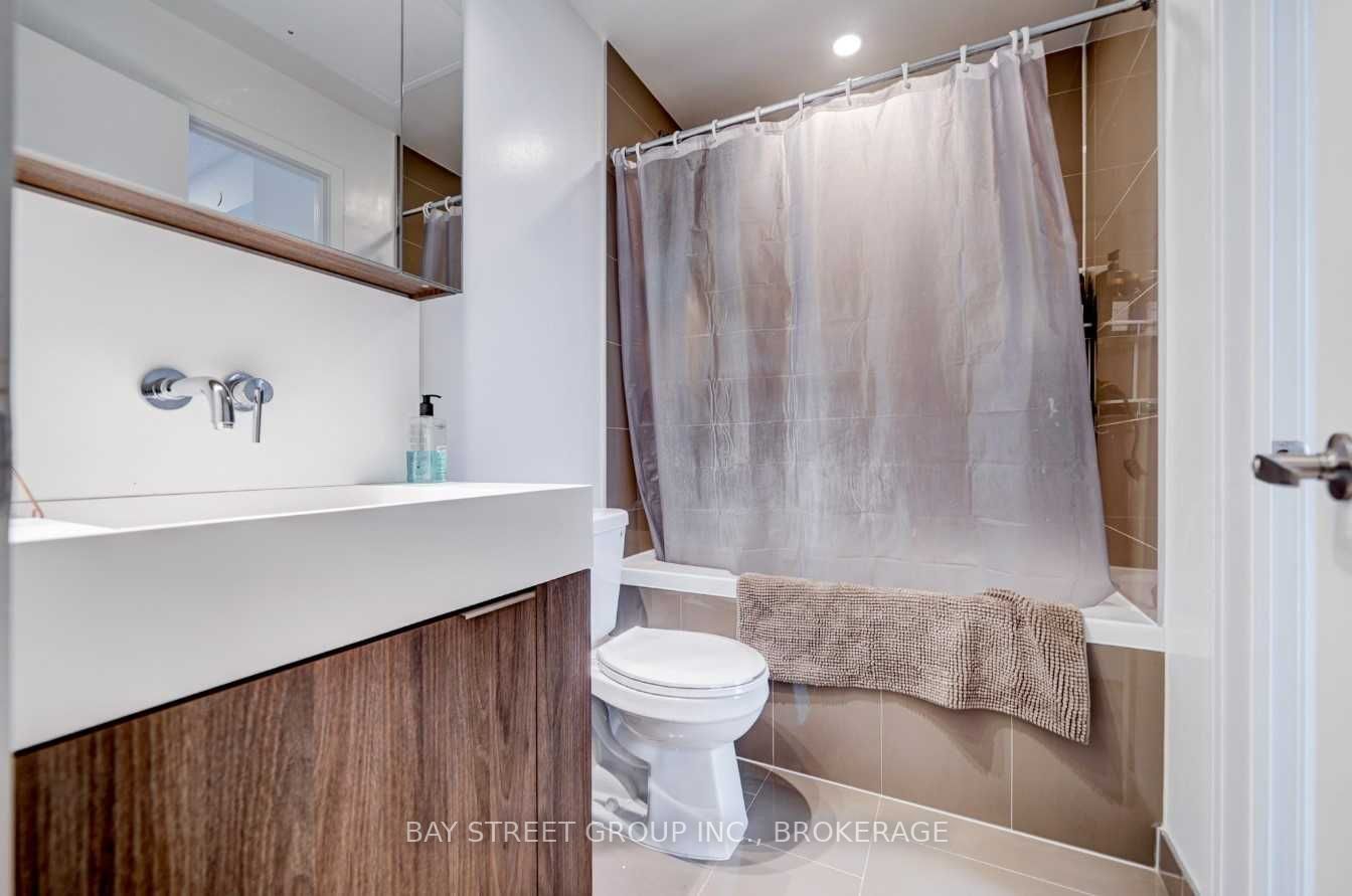 15 Lower Jarvis St, #1701