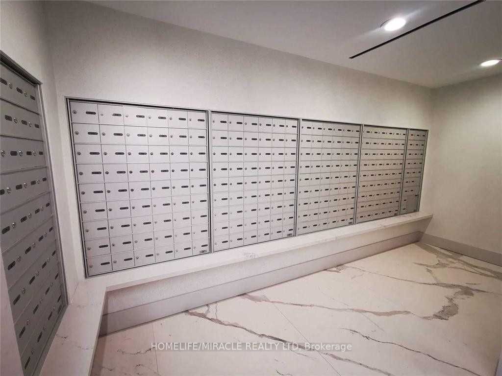 Listing C6045896 - Large Photo # 13