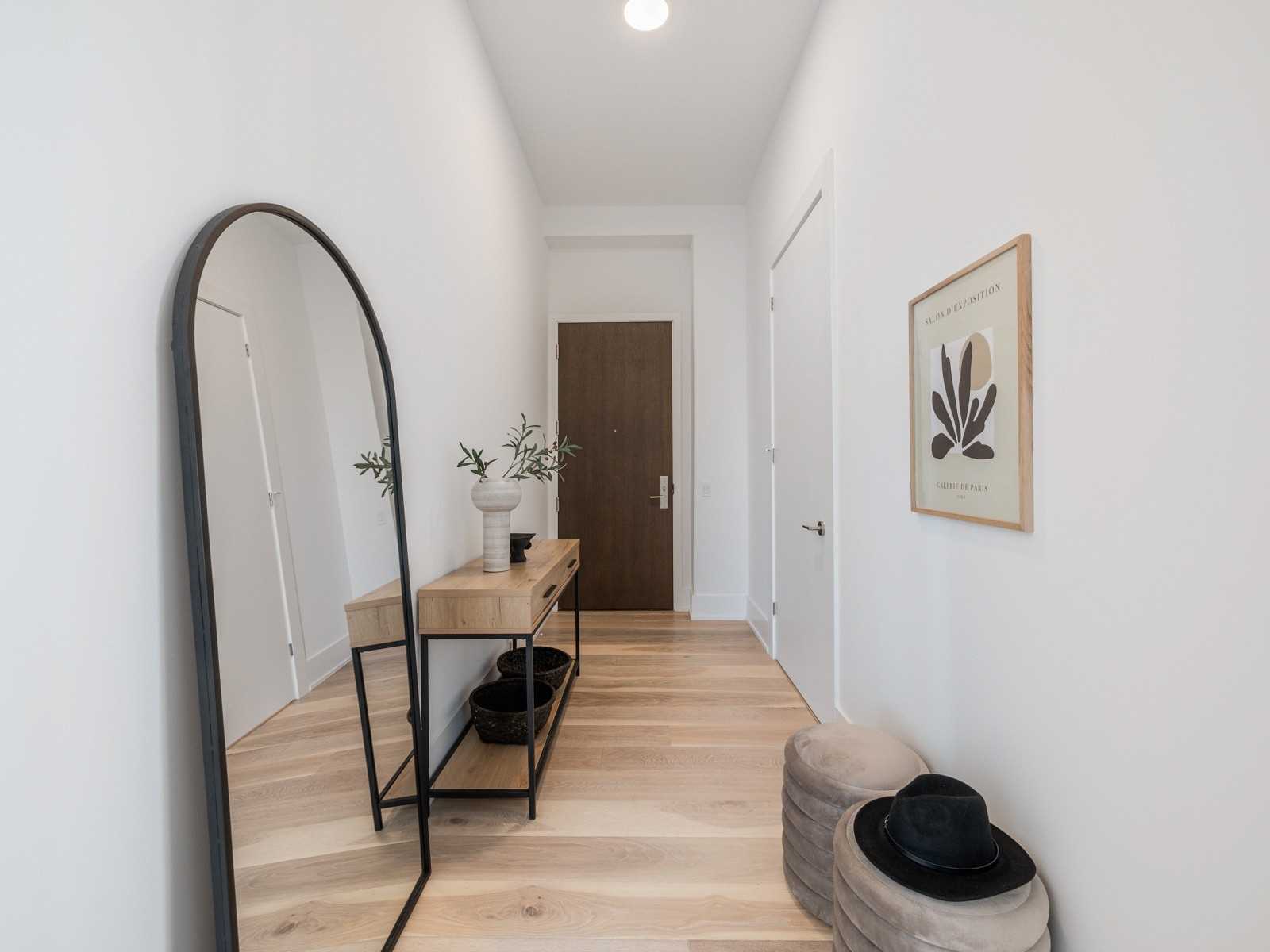 39 Roehampton Avenue, #4602