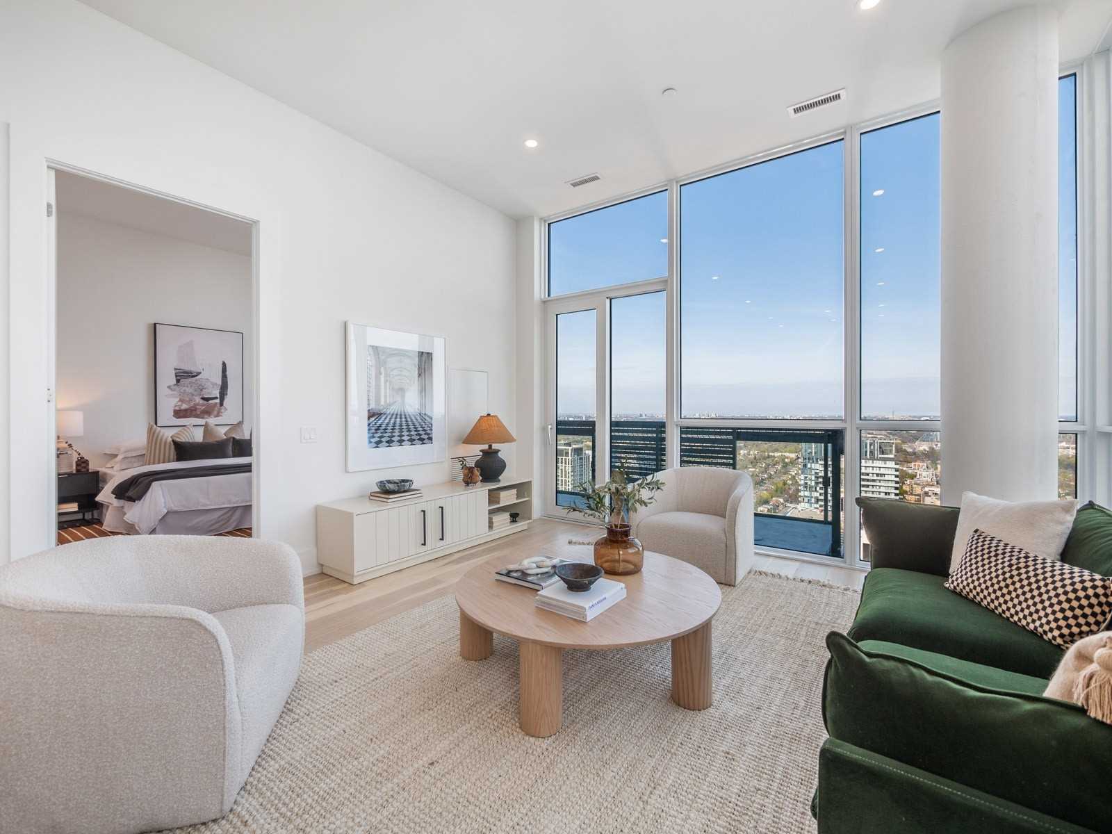39 Roehampton Avenue, #4602