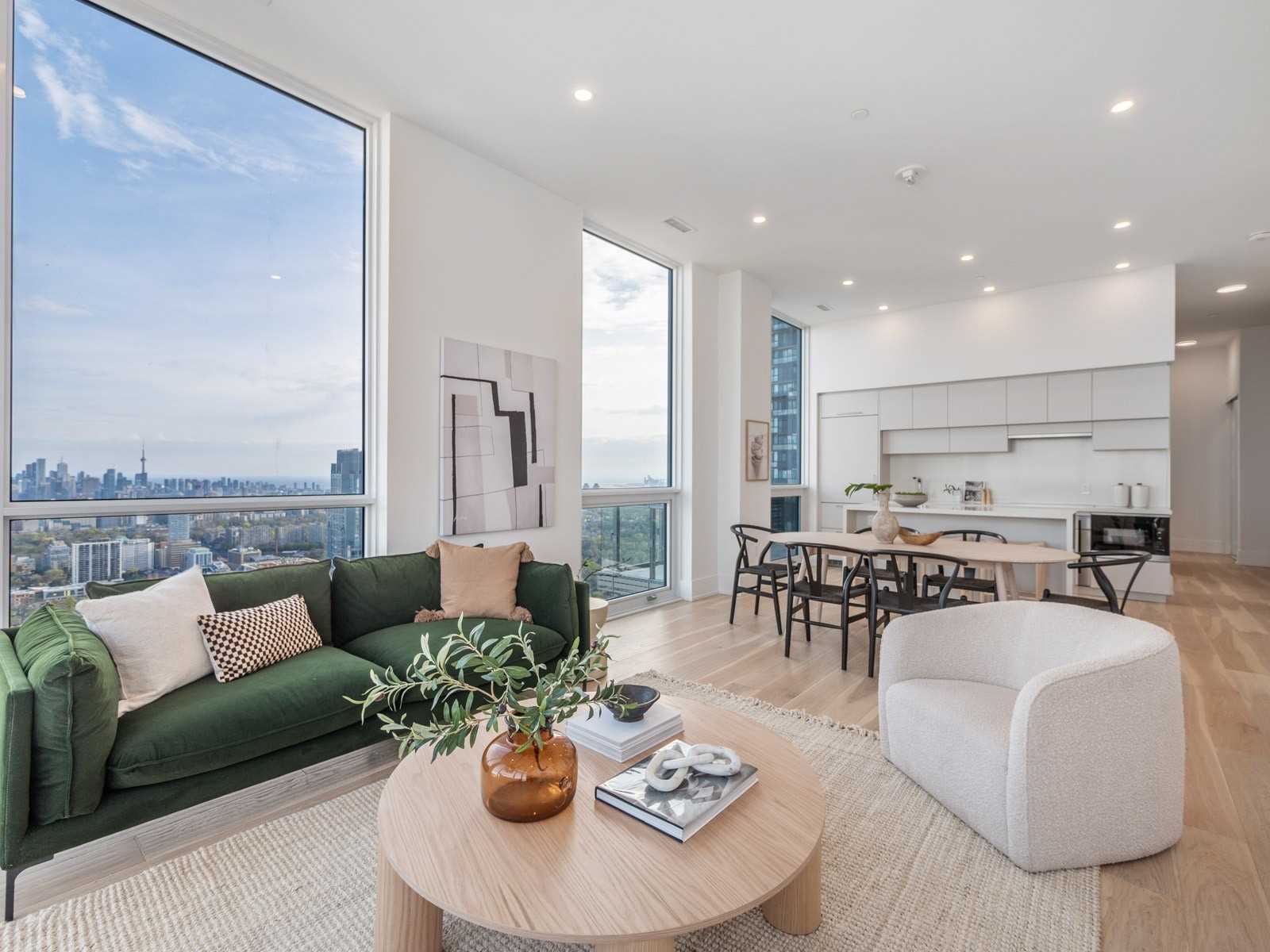 39 Roehampton Avenue, #4602