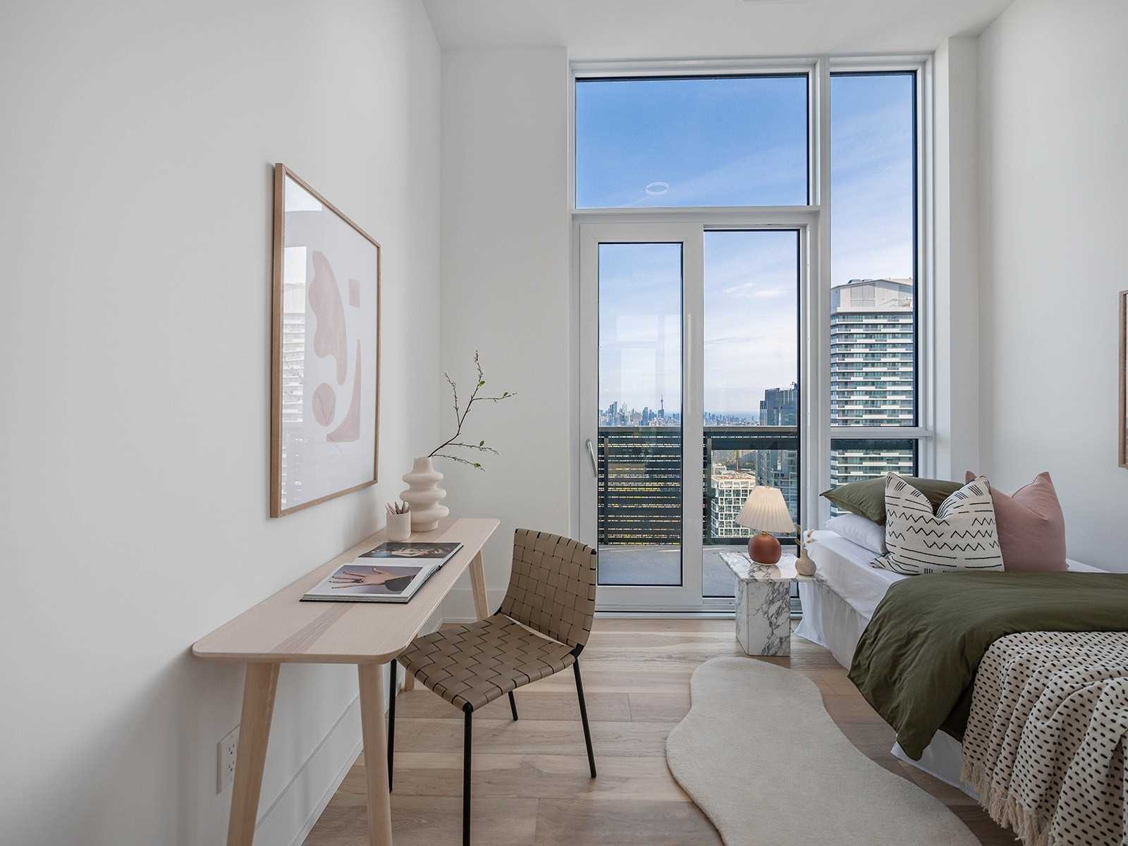 39 Roehampton Avenue, #4602