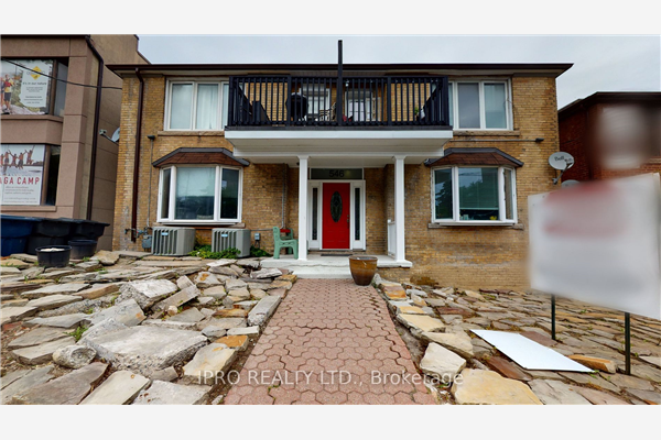 546 Eglinton Ave E, Toronto